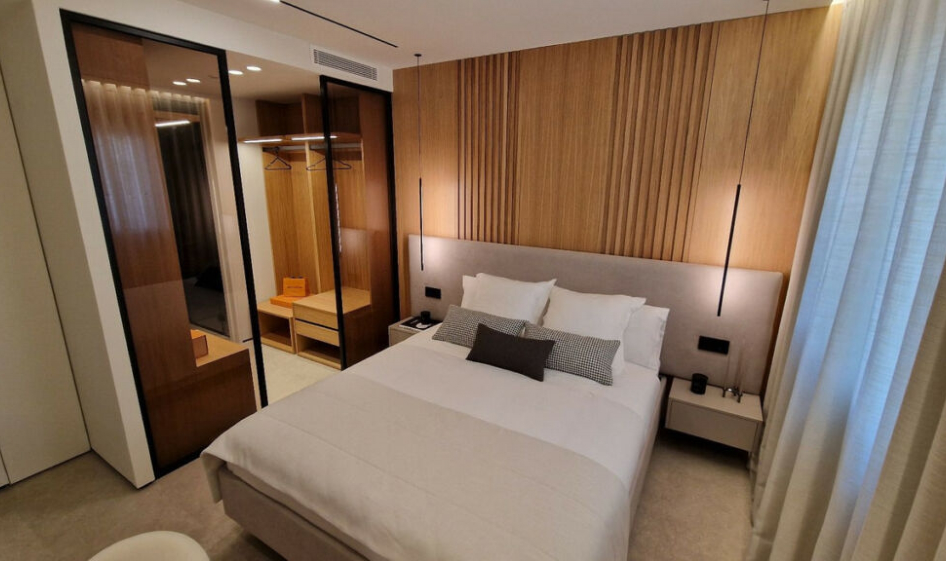 Resale - Apartment -
Puerto Banús