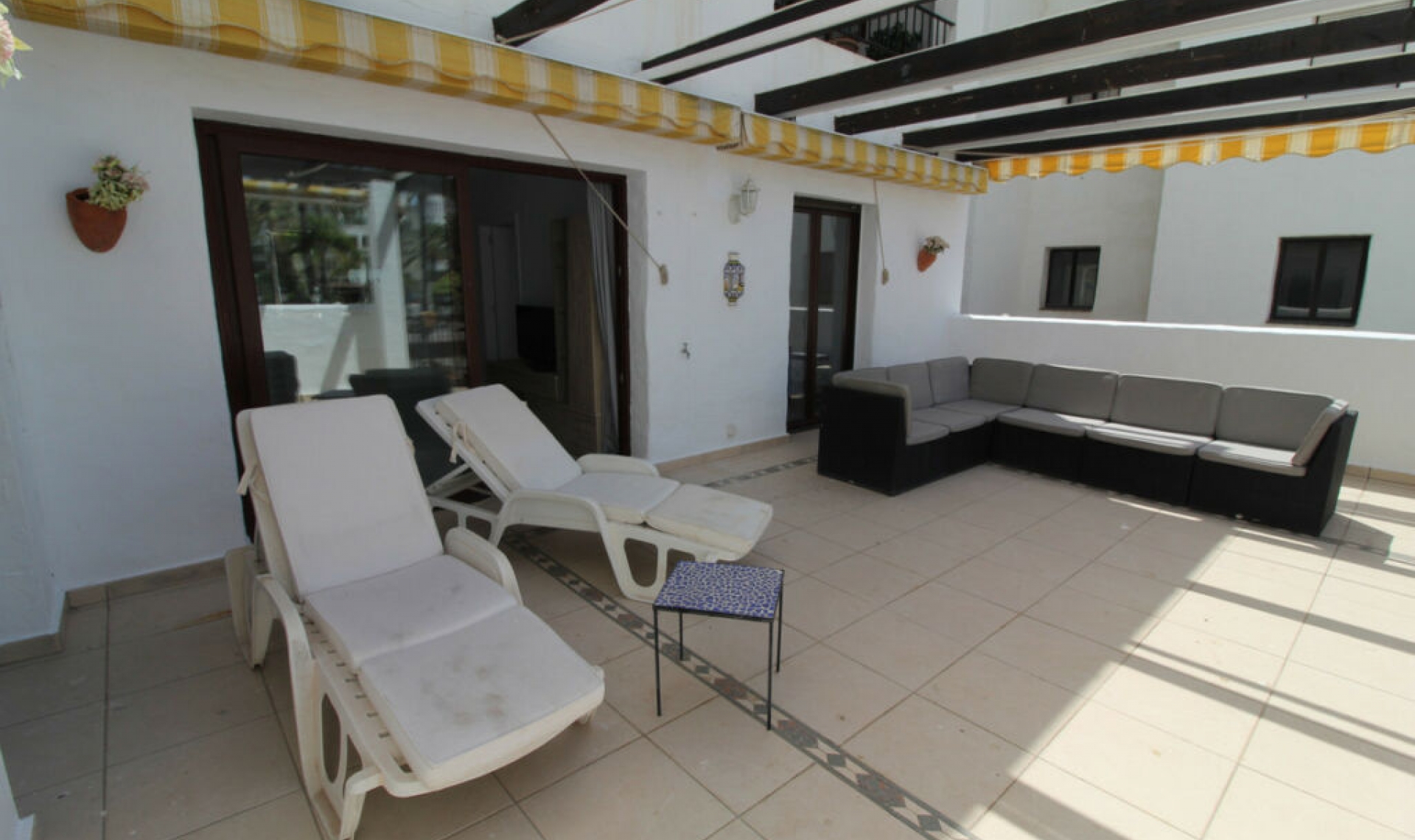 Resale - Apartment -
Puerto Banús