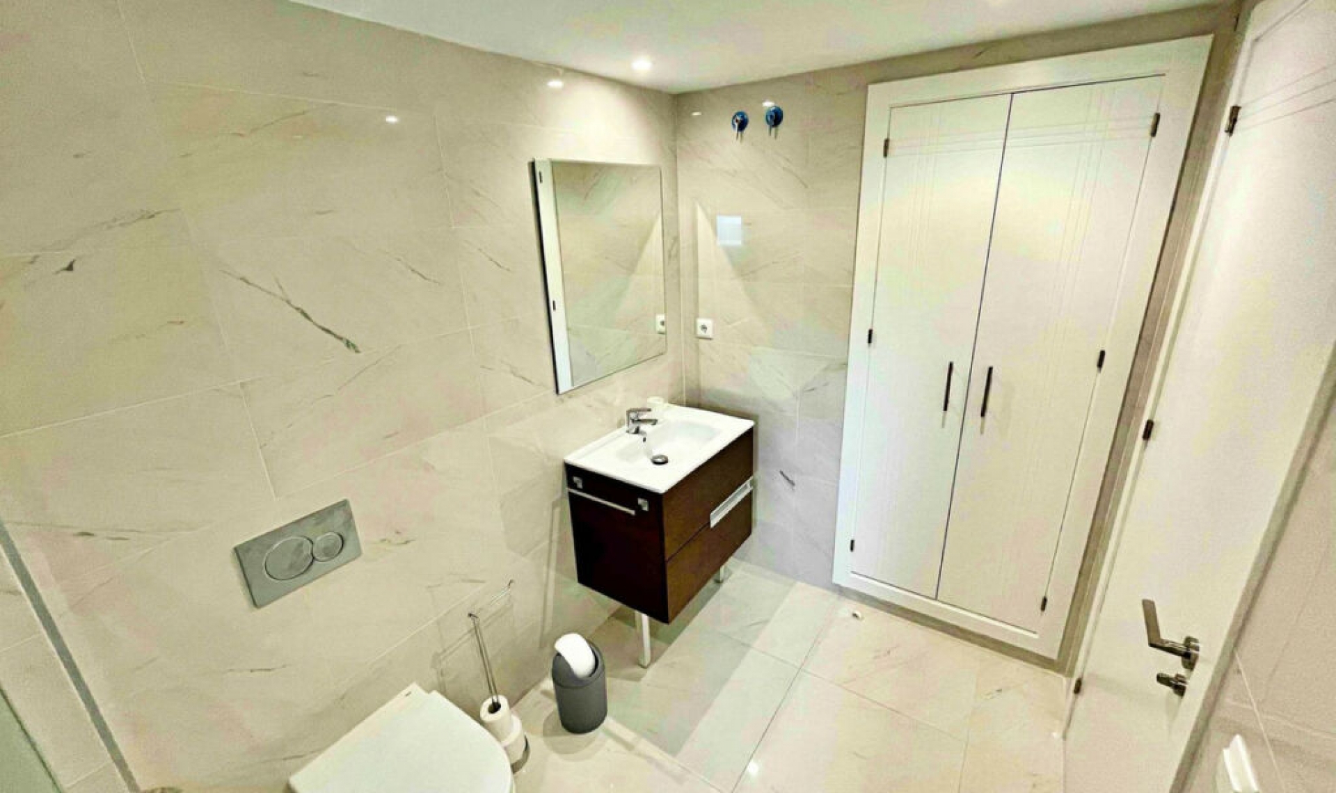 Resale - Apartment -
Puerto Banús