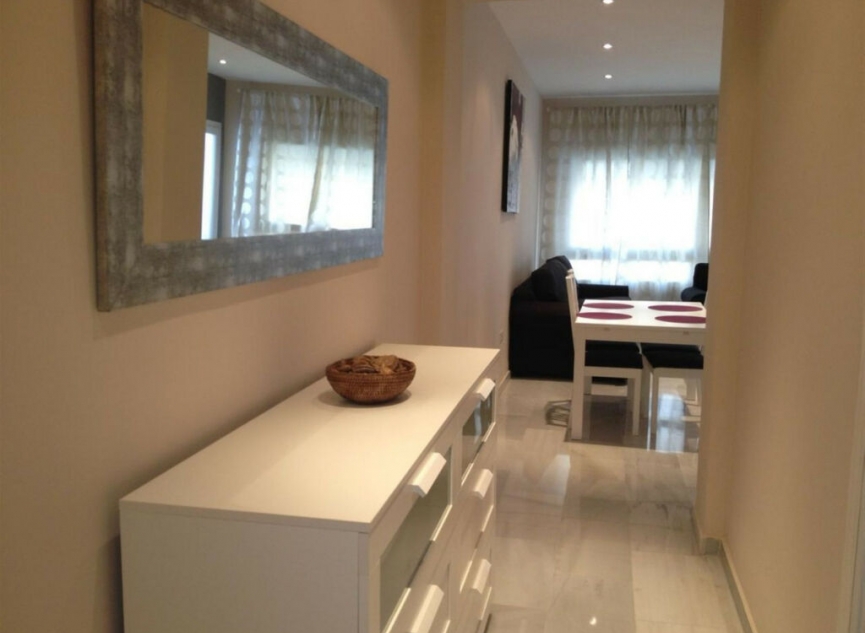 Resale - Apartment -
Puerto Banús