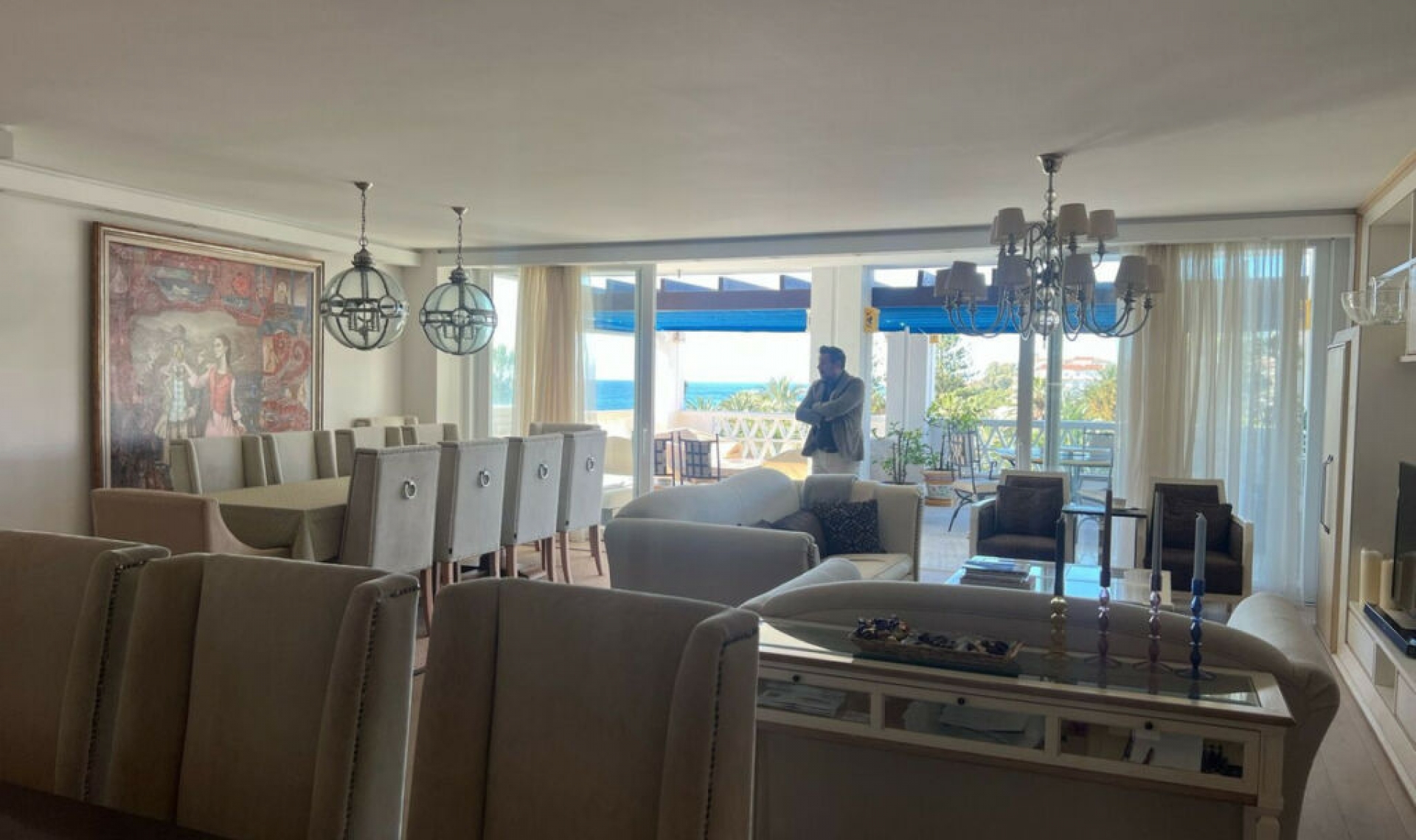 Resale - Apartment -
Puerto Banús