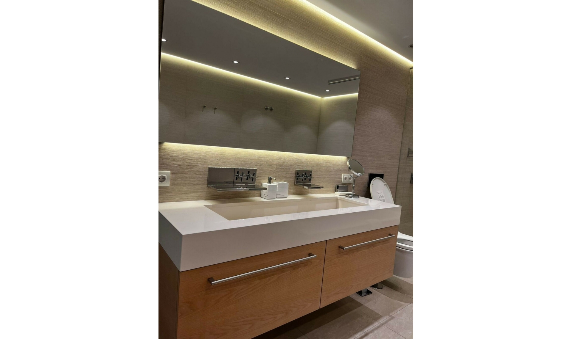 Resale - Apartment -
Puerto Banús