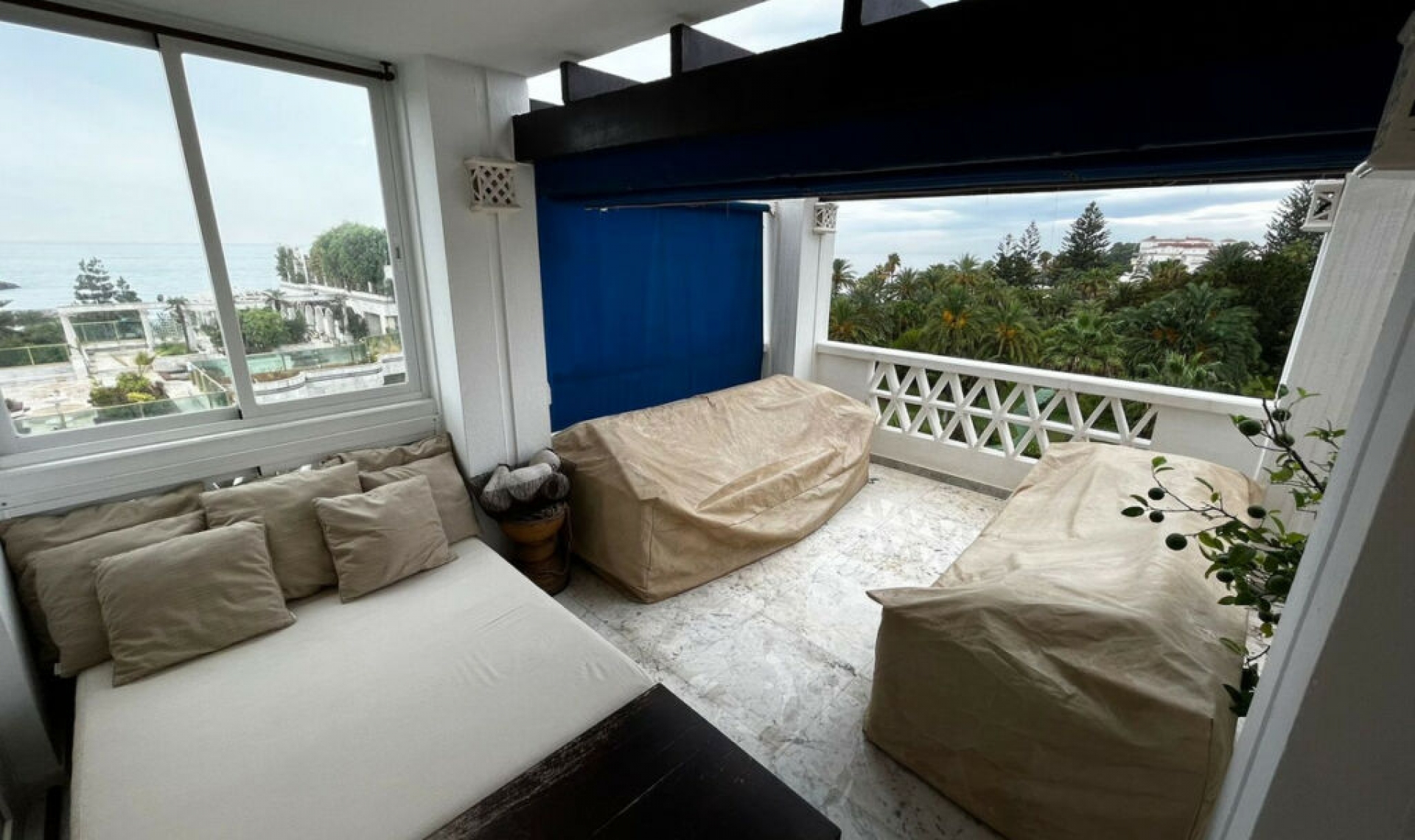 Resale - Apartment -
Puerto Banús