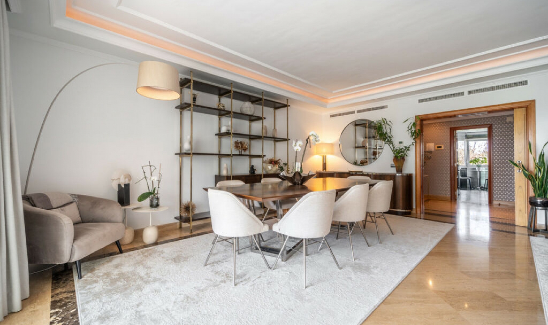 Resale - Apartment -
Puerto Banús