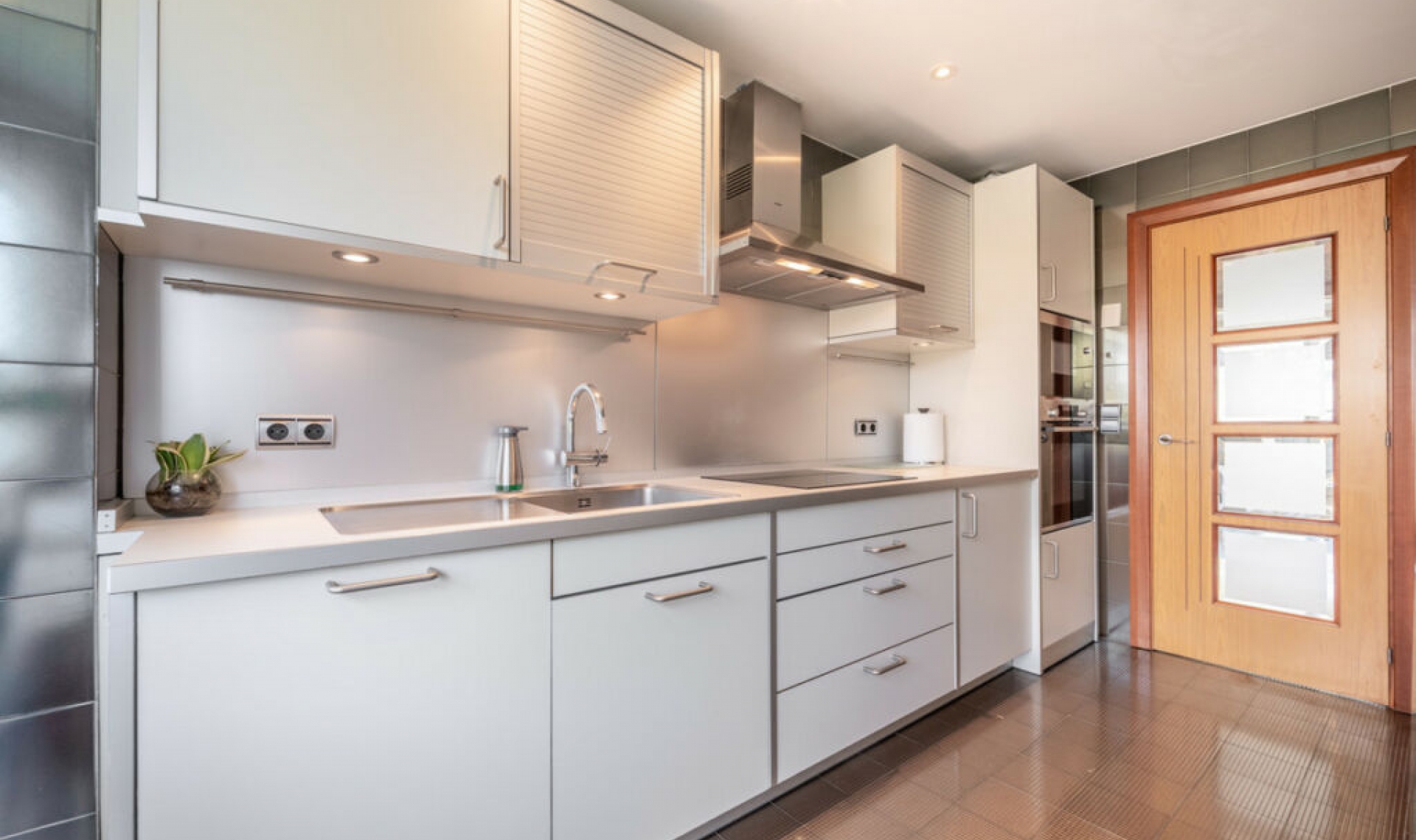 Resale - Apartment -
Puerto Banús