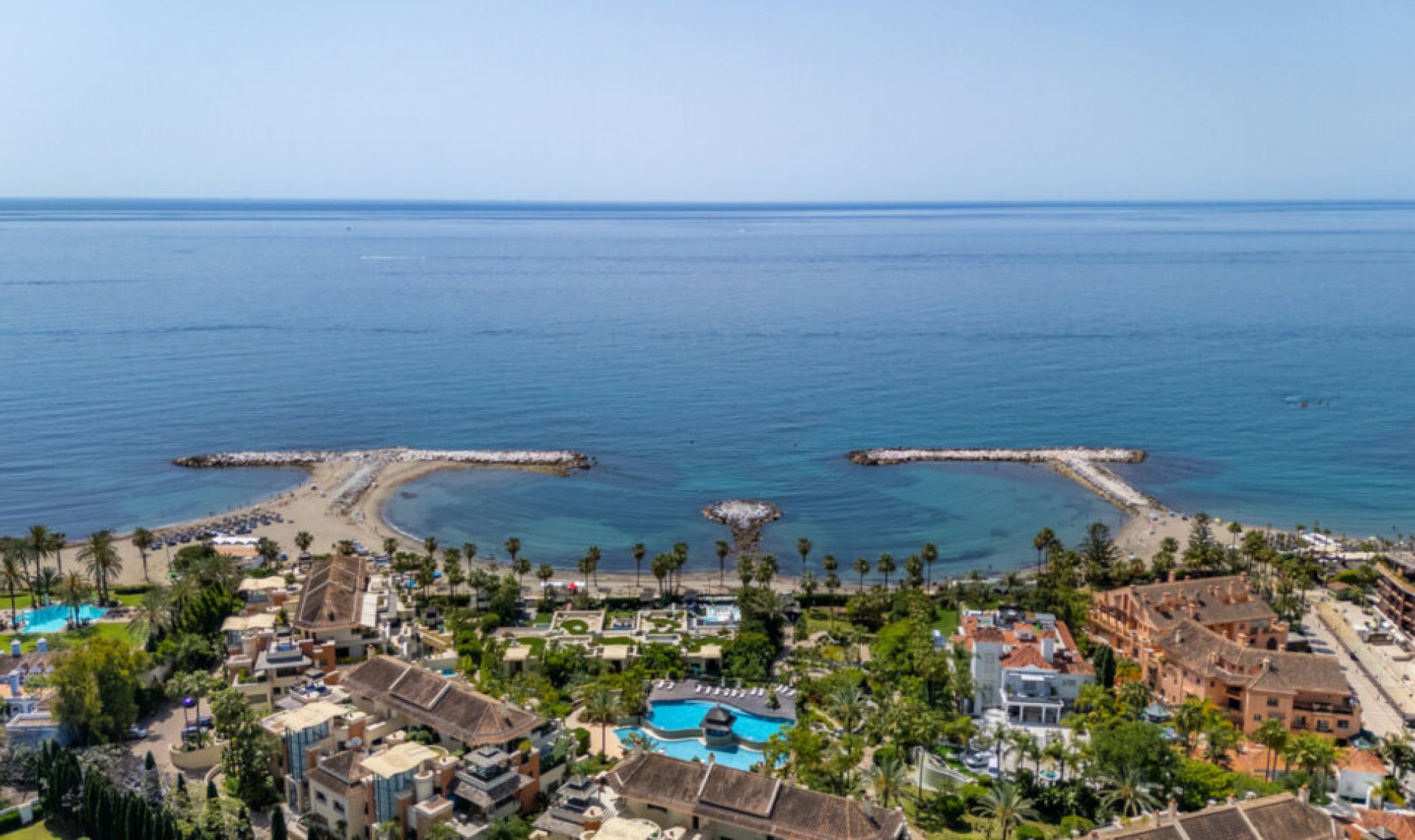 Resale - Apartment -
Puerto Banús
