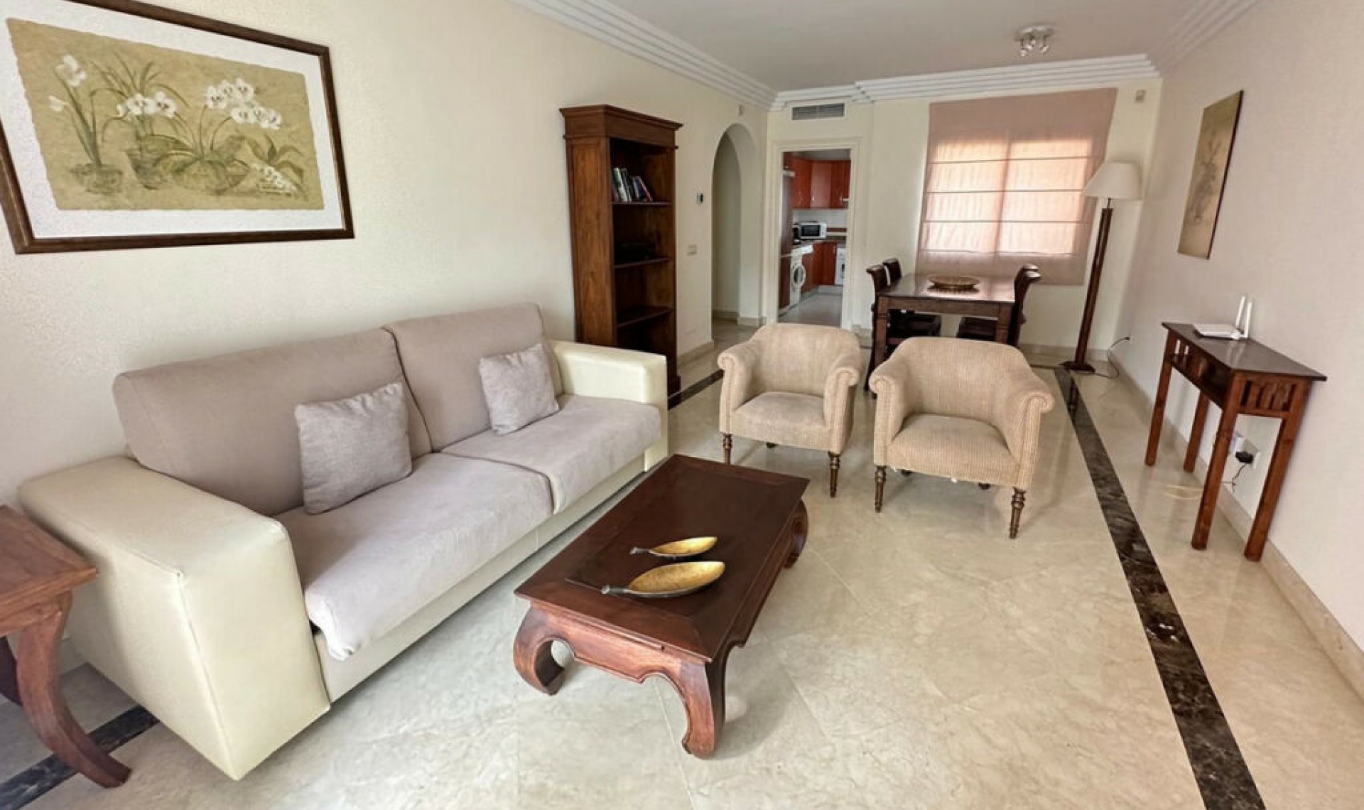 Resale - Apartment -
Puerto Banús