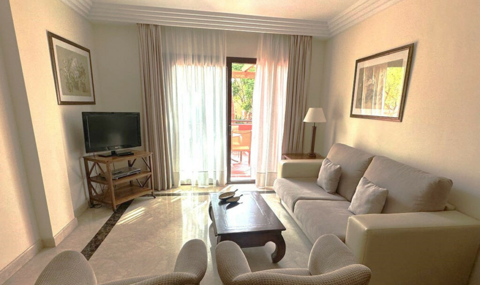 Resale - Apartment -
Puerto Banús