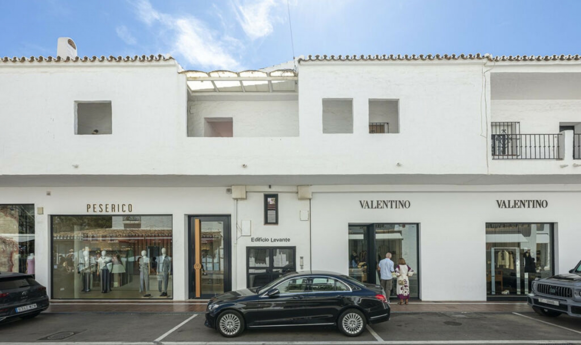 Resale - Apartment -
Puerto Banús