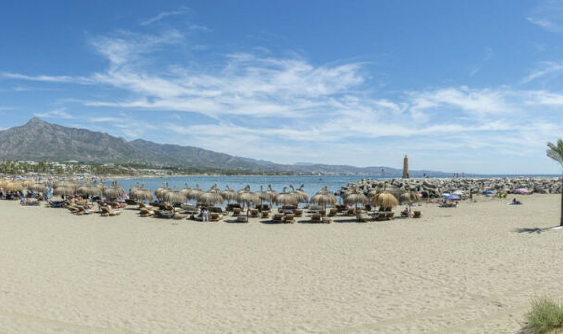 Resale - Apartment -
Puerto Banús