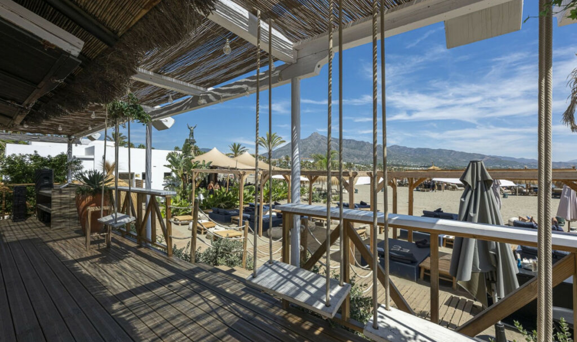 Resale - Apartment -
Puerto Banús