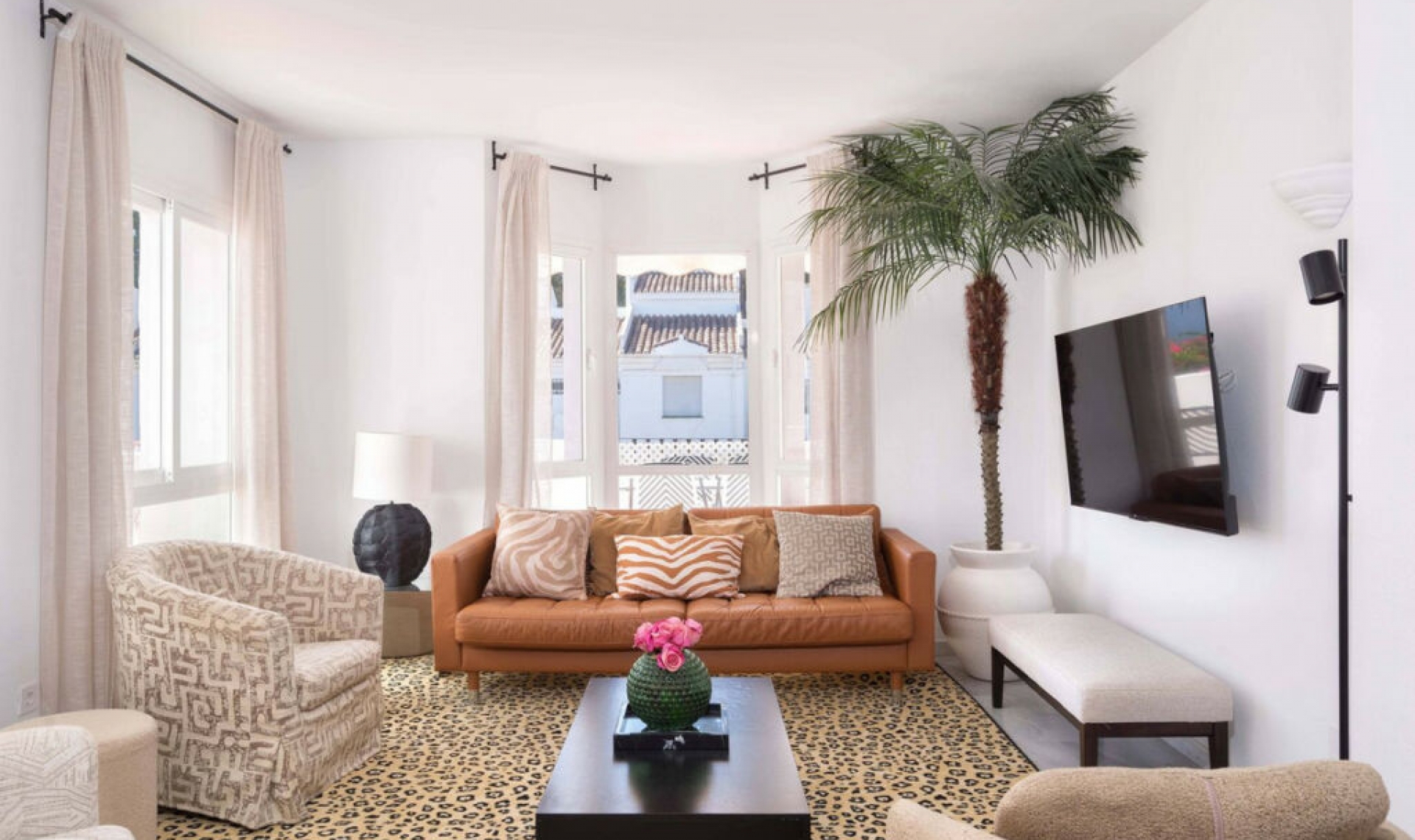 Resale - Apartment -
Puerto Banús