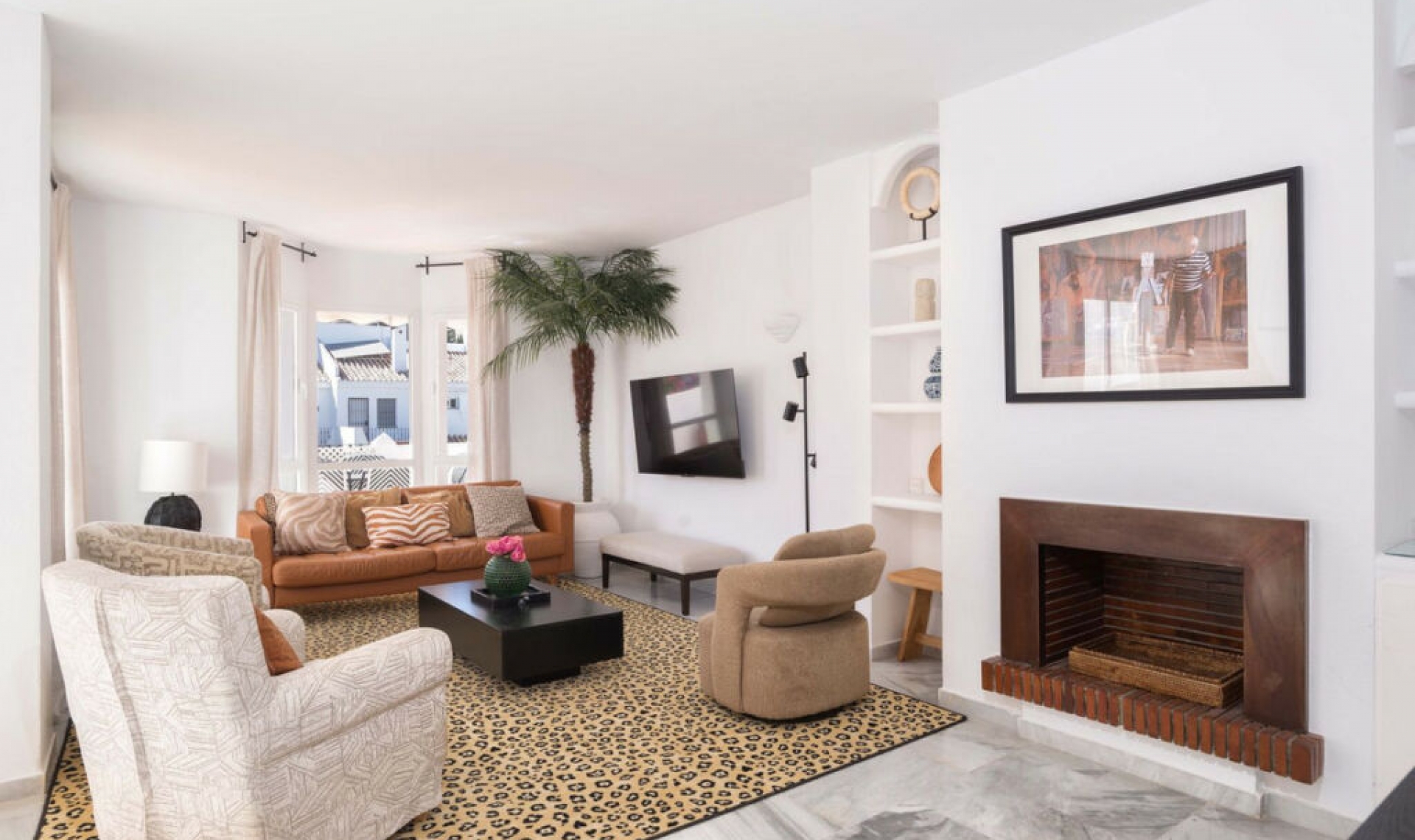 Resale - Apartment -
Puerto Banús