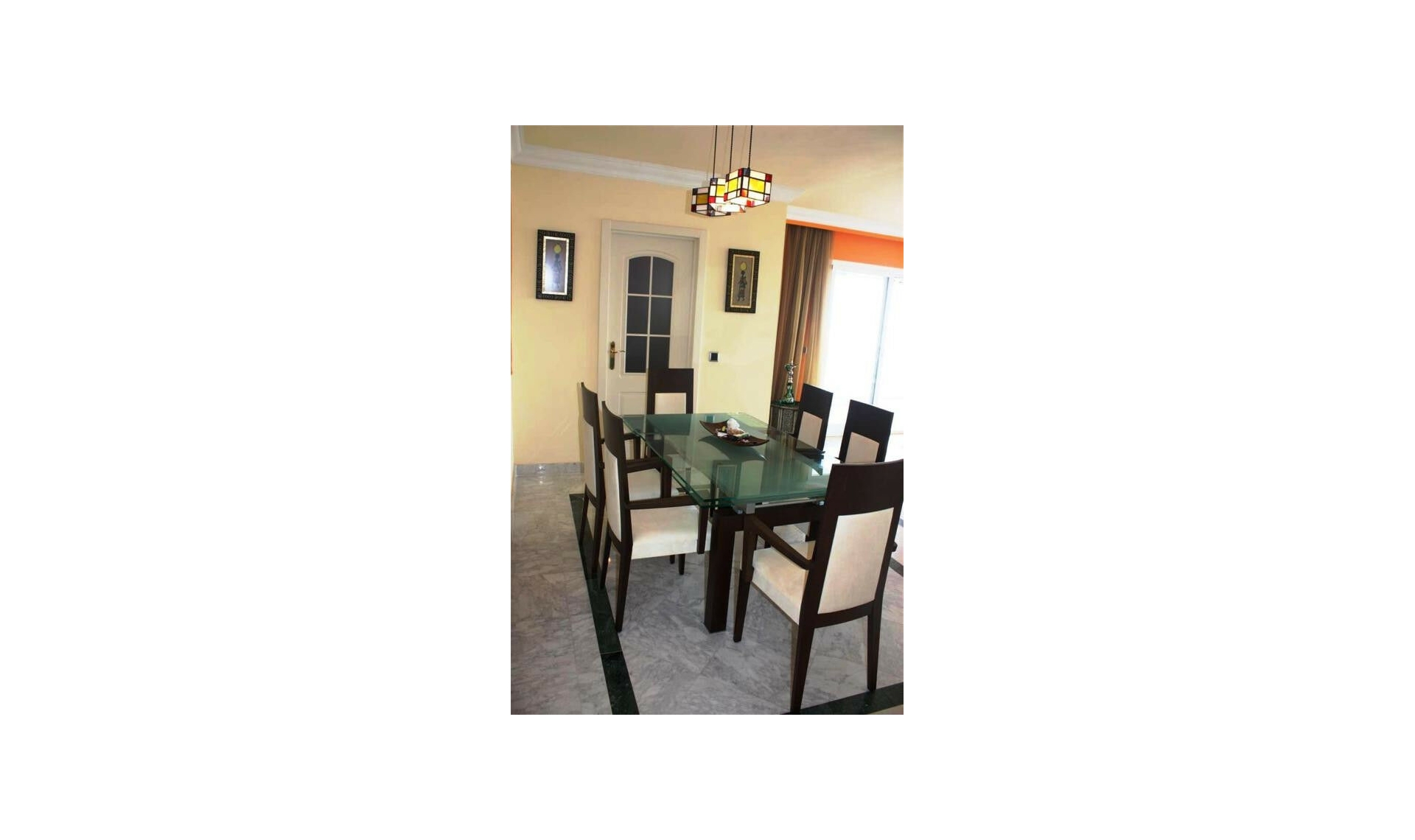 Resale - Apartment -
Puerto Banús