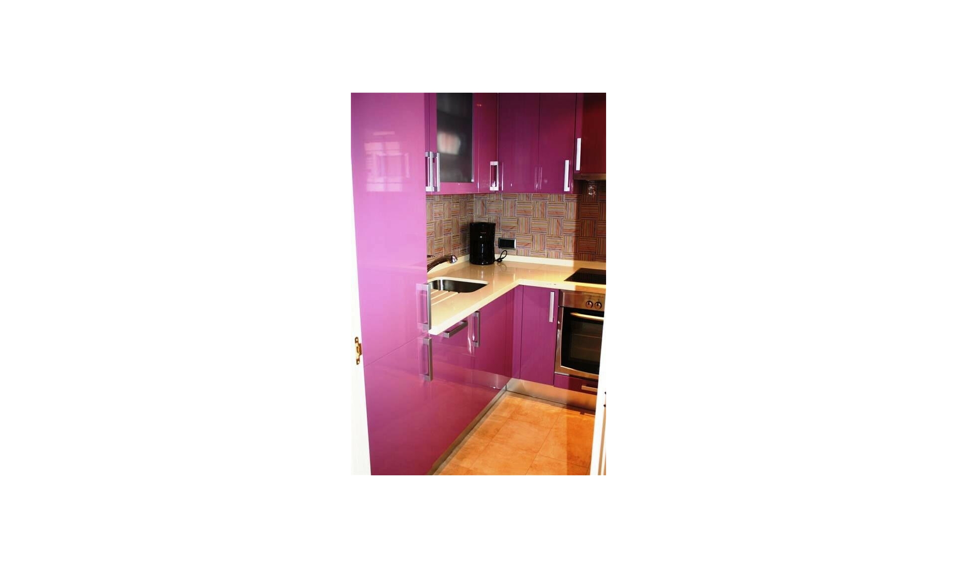 Resale - Apartment -
Puerto Banús
