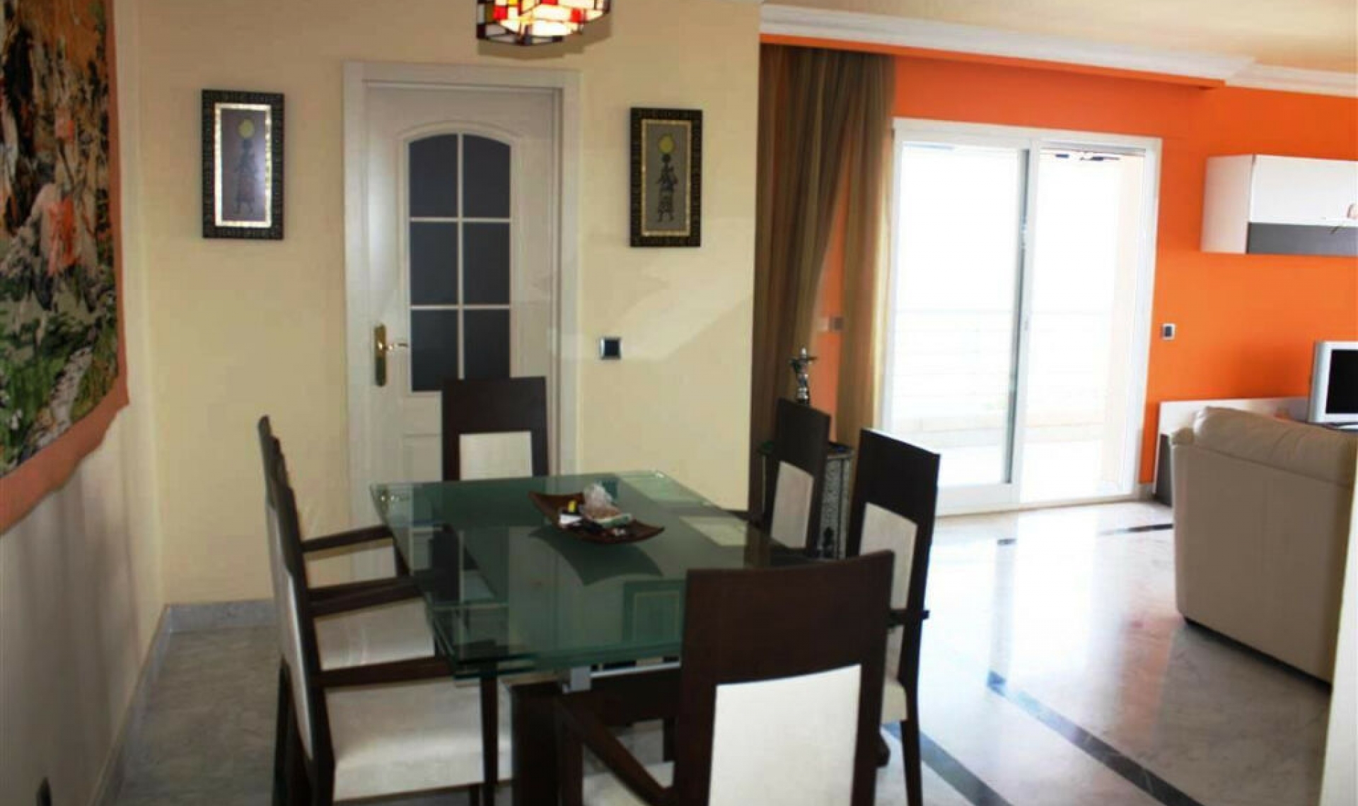 Resale - Apartment -
Puerto Banús
