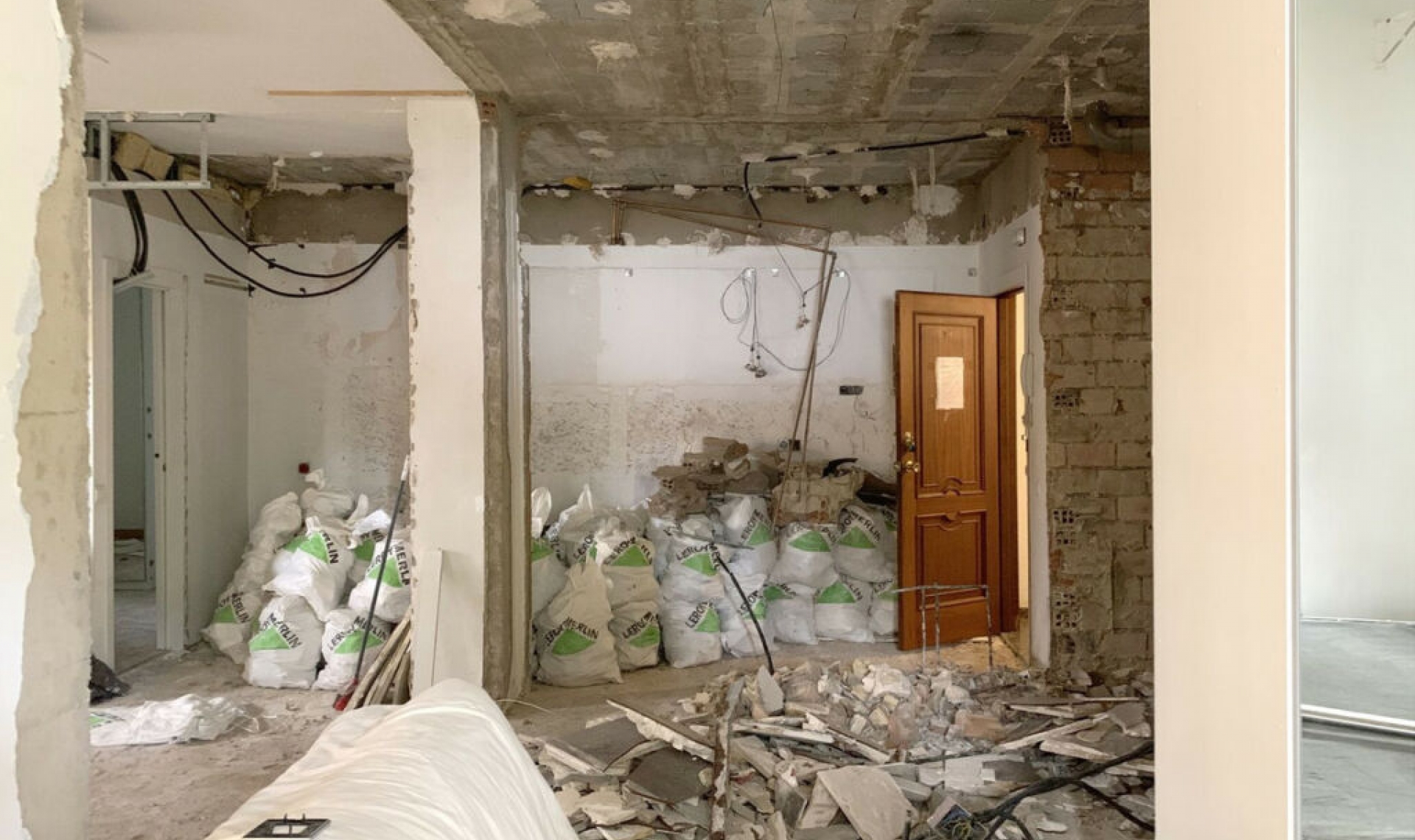 Resale - Apartment -
Puerto Banús