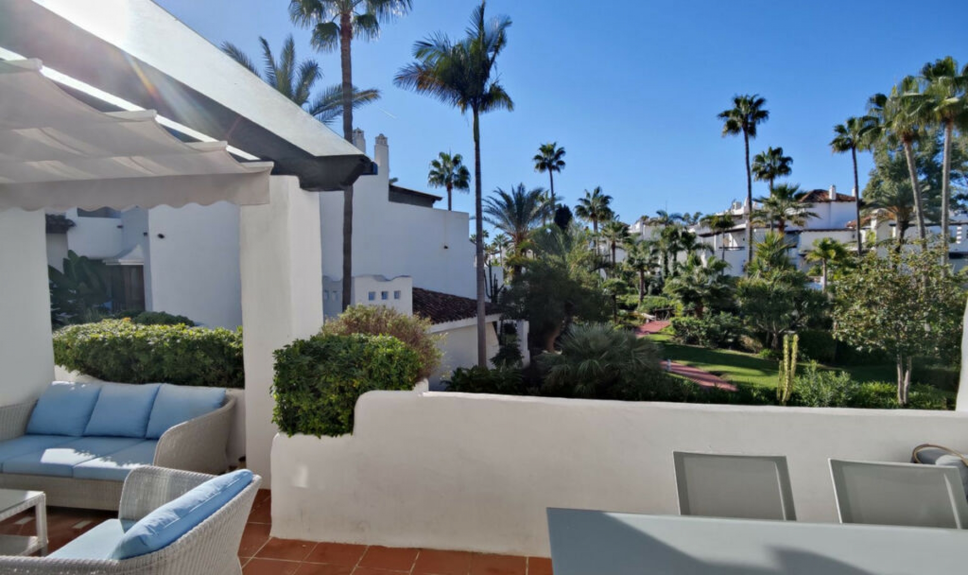 Resale - Apartment -
Puerto Banús