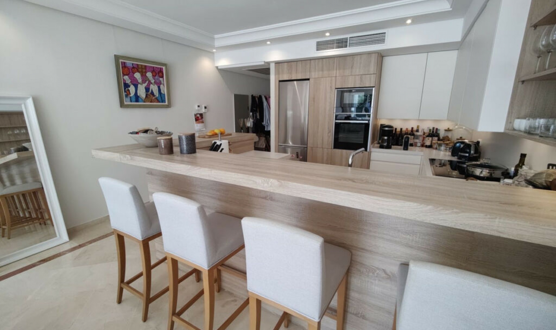 Resale - Apartment -
Puerto Banús