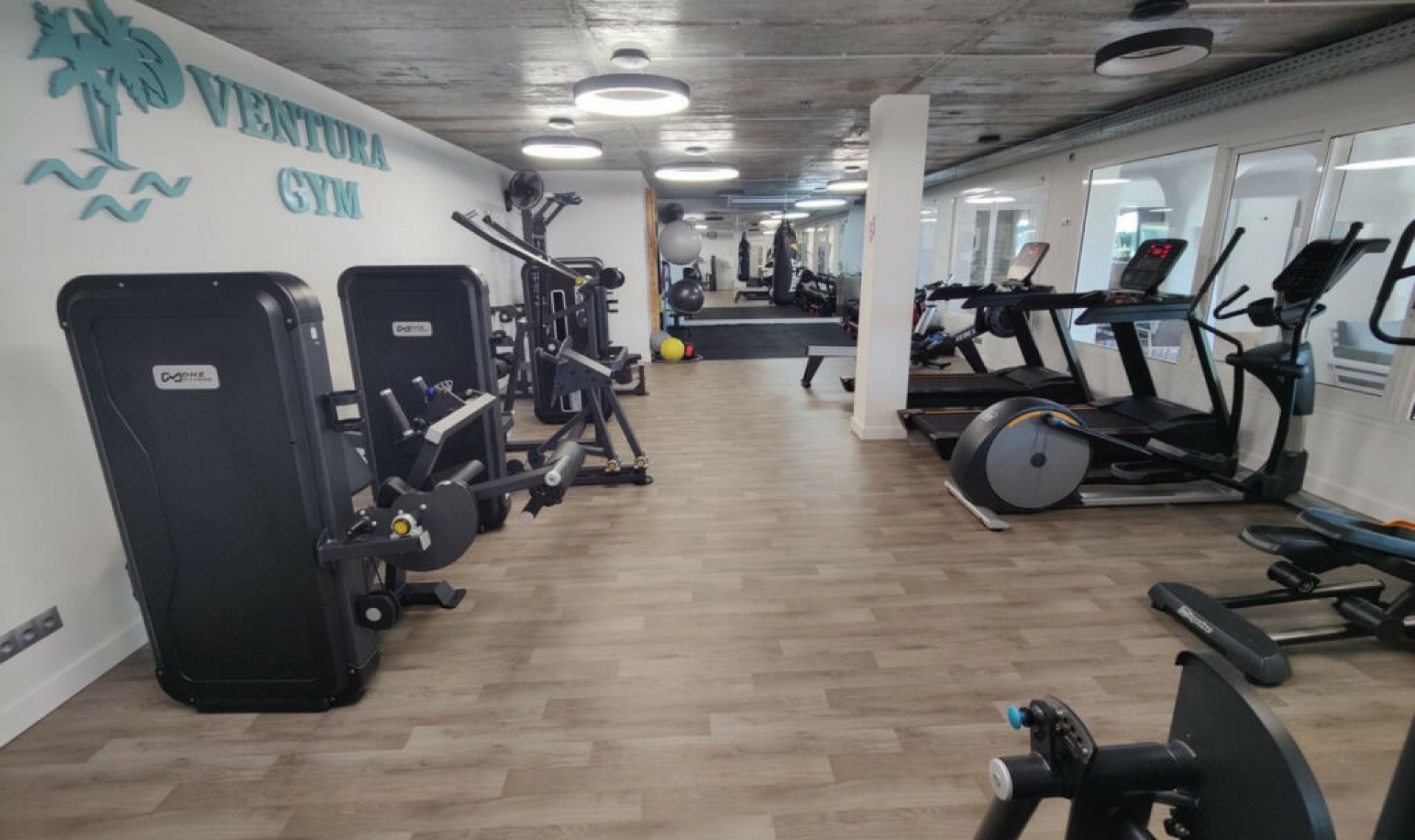 Resale - Apartment -
Puerto Banús