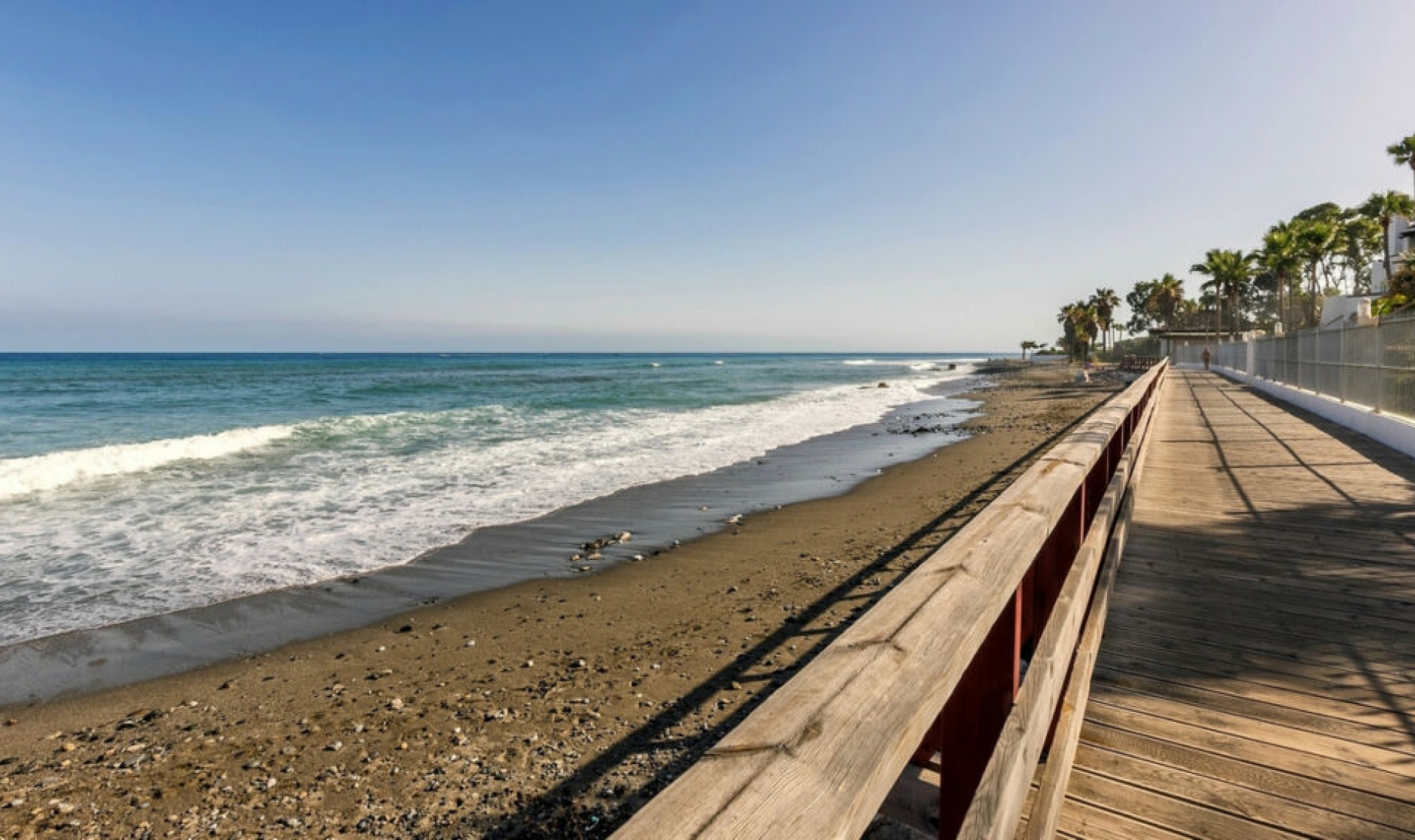 Resale - Apartment -
Puerto Banús