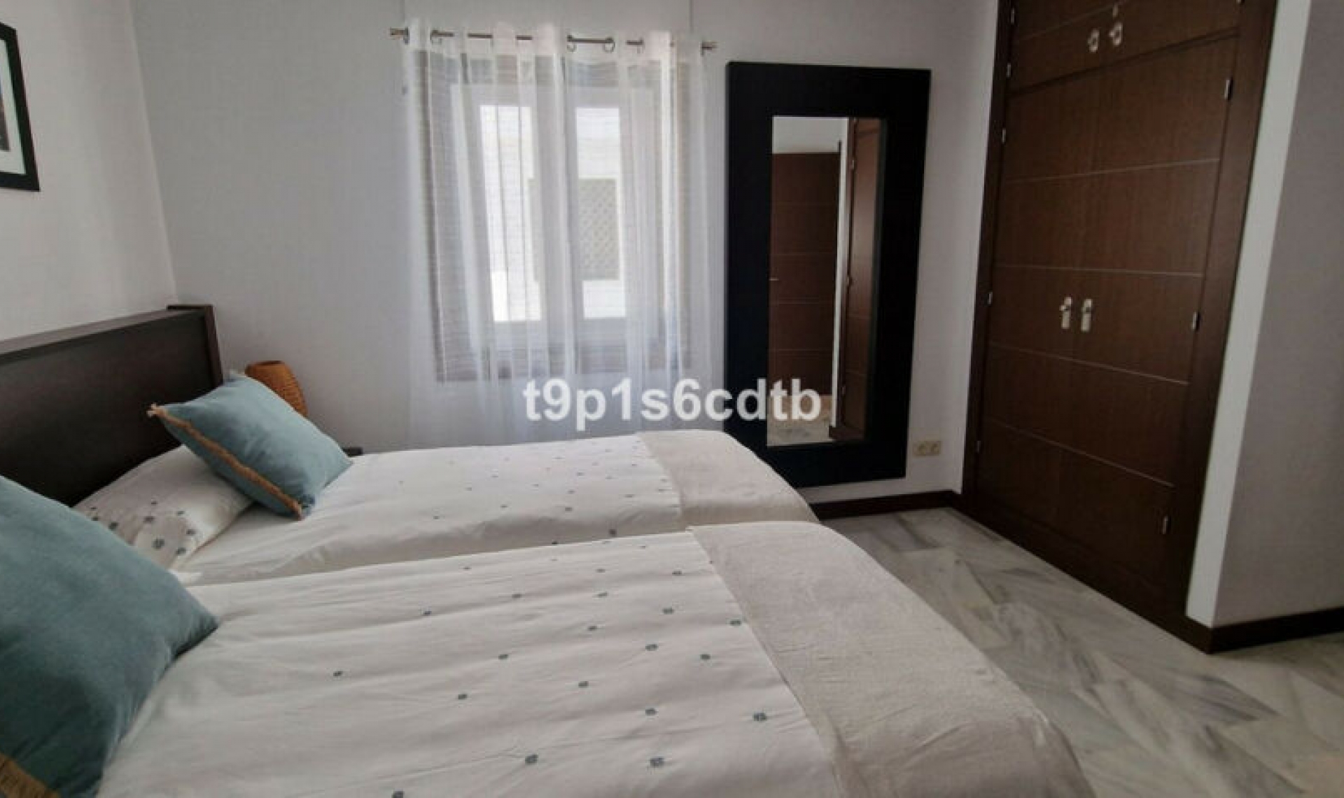 Resale - Apartment -
Puerto Banús
