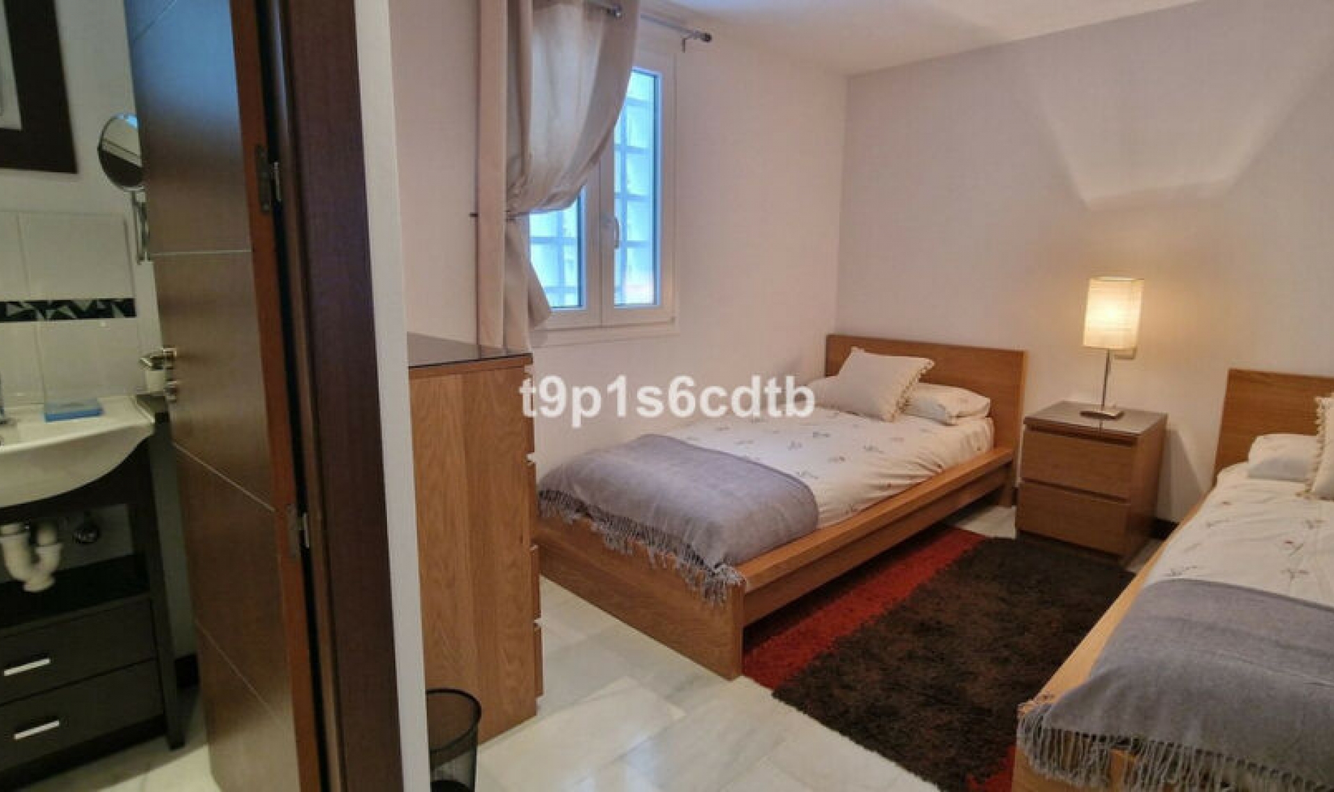 Resale - Apartment -
Puerto Banús