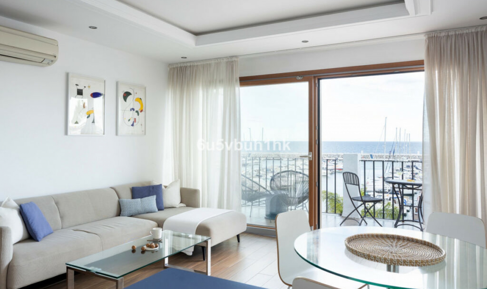 Resale - Apartment -
Puerto Banús