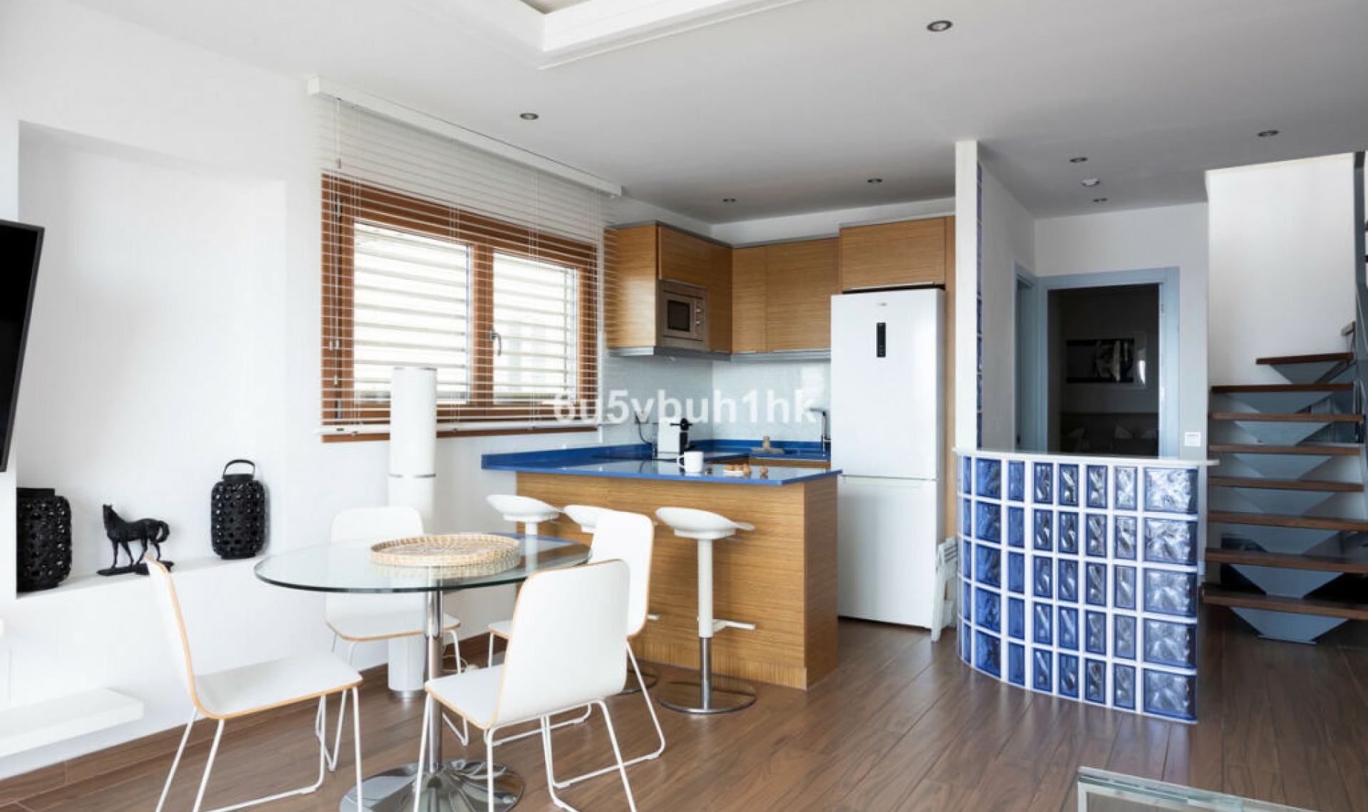 Resale - Apartment -
Puerto Banús