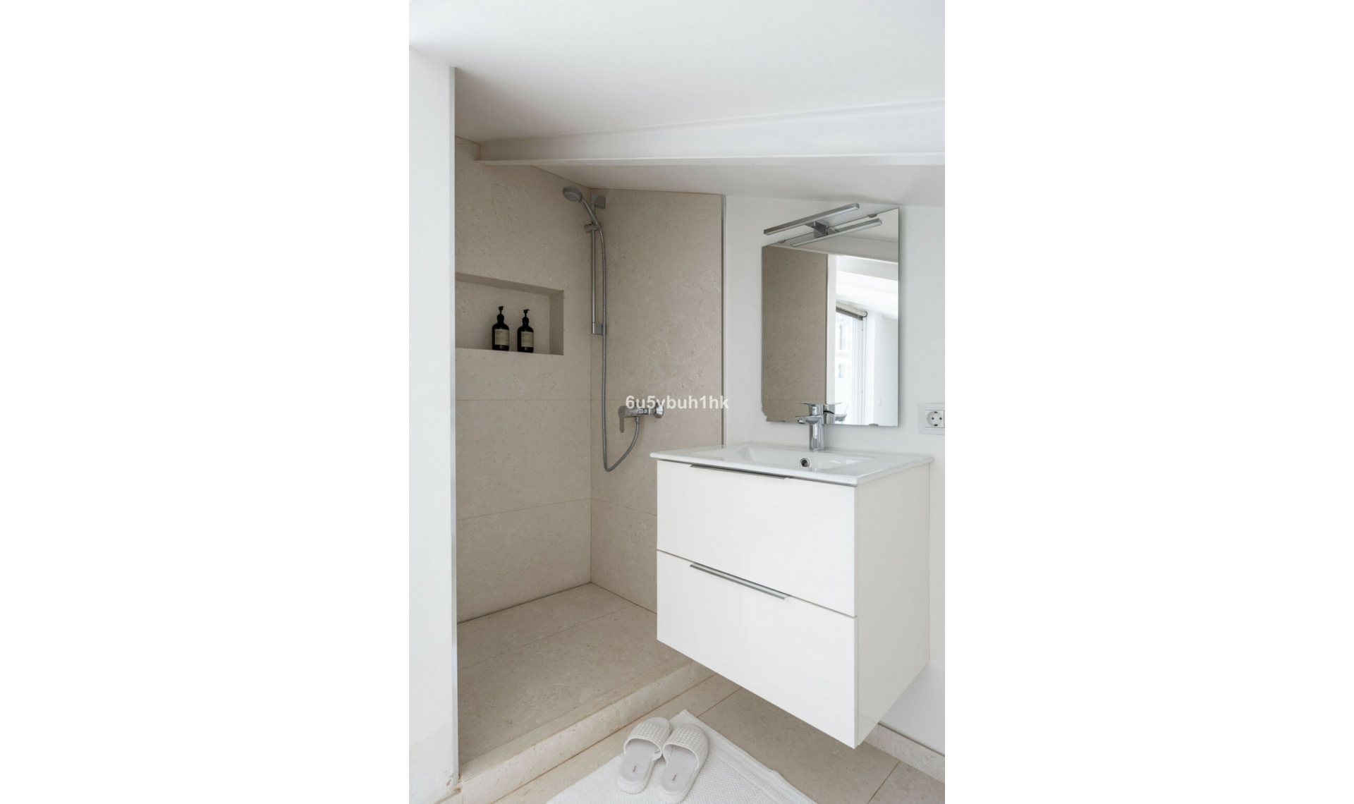 Resale - Apartment -
Puerto Banús