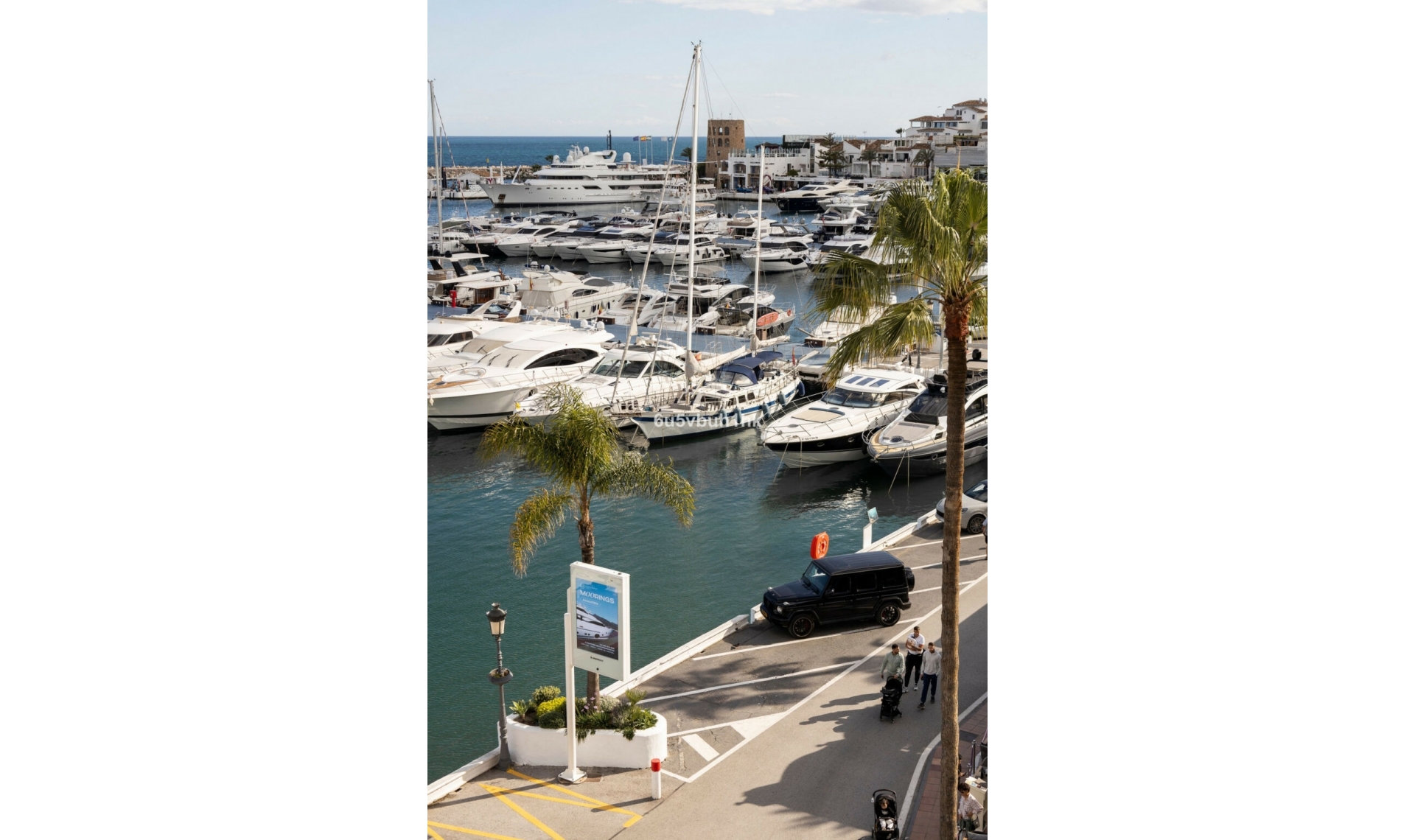 Resale - Apartment -
Puerto Banús