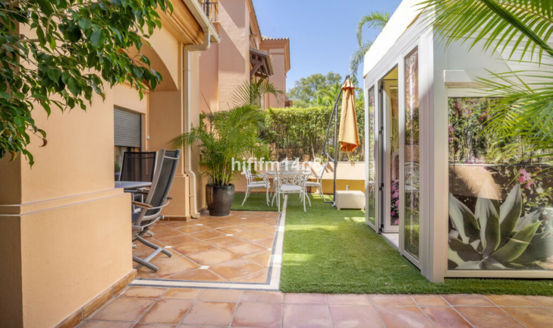 Resale - Apartment -
Puerto Banús