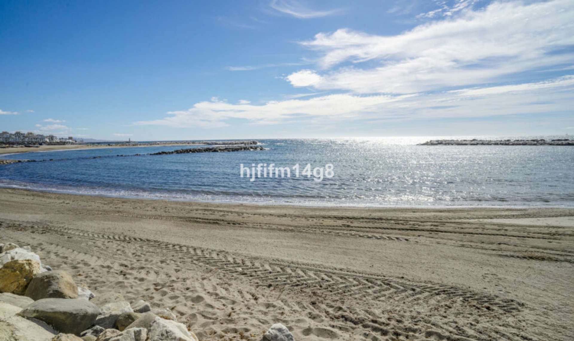 Resale - Apartment -
Puerto Banús