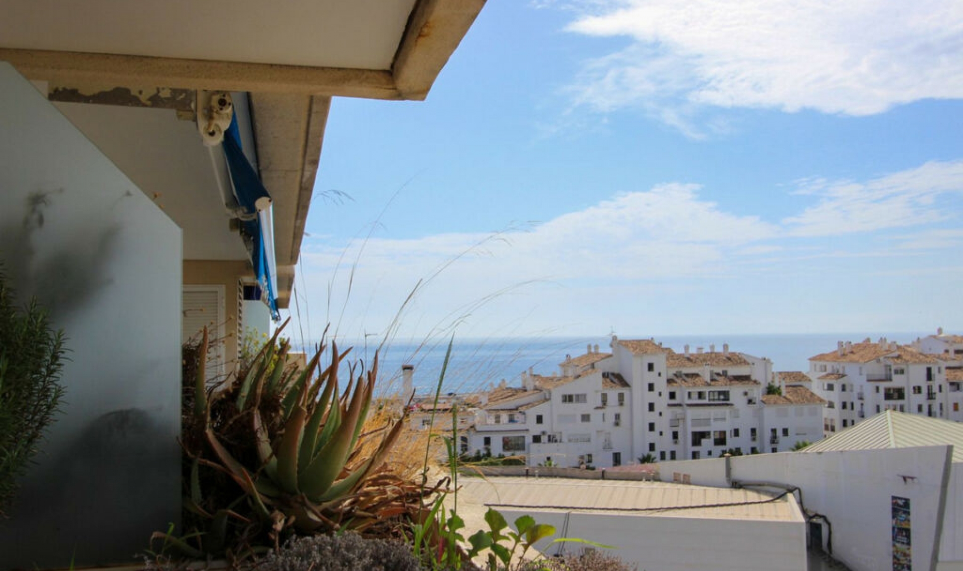 Resale - Apartment -
Puerto Banús