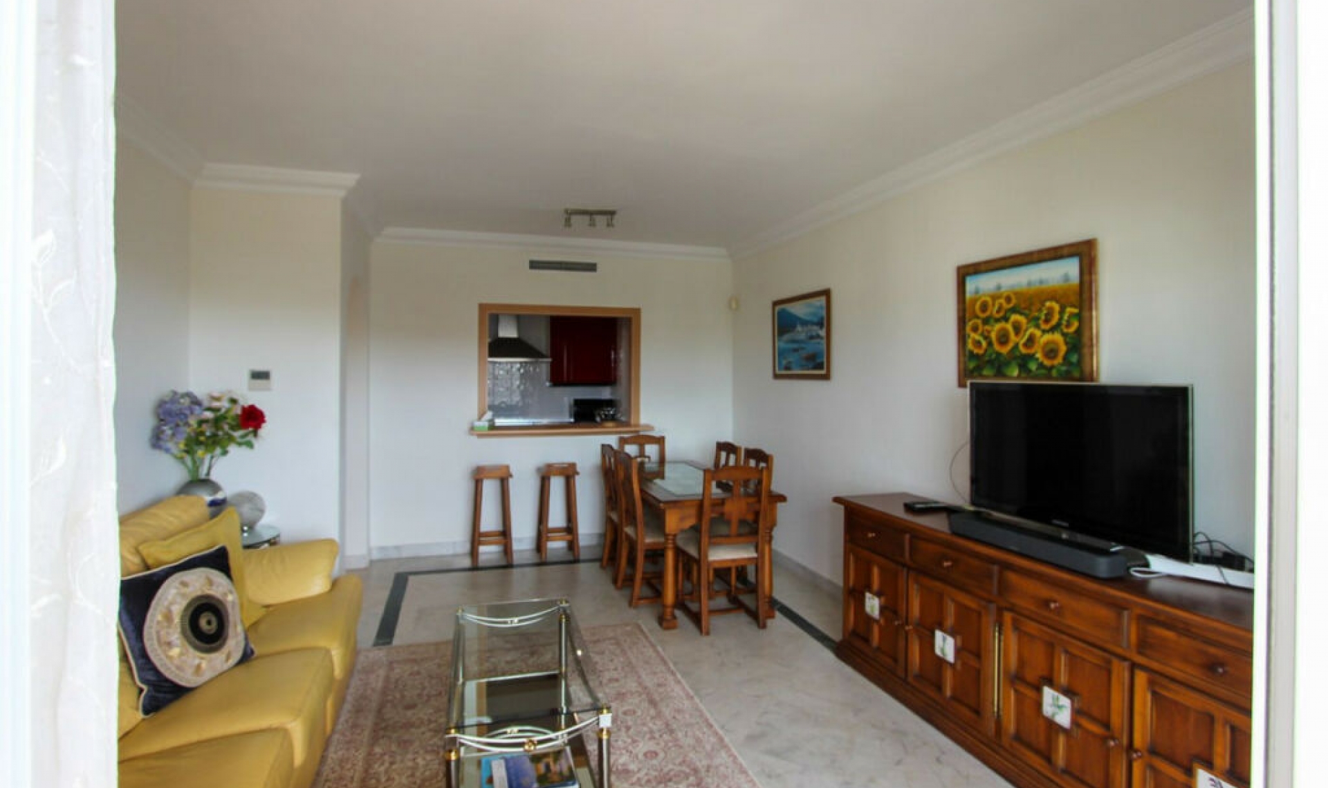 Resale - Apartment -
Puerto Banús