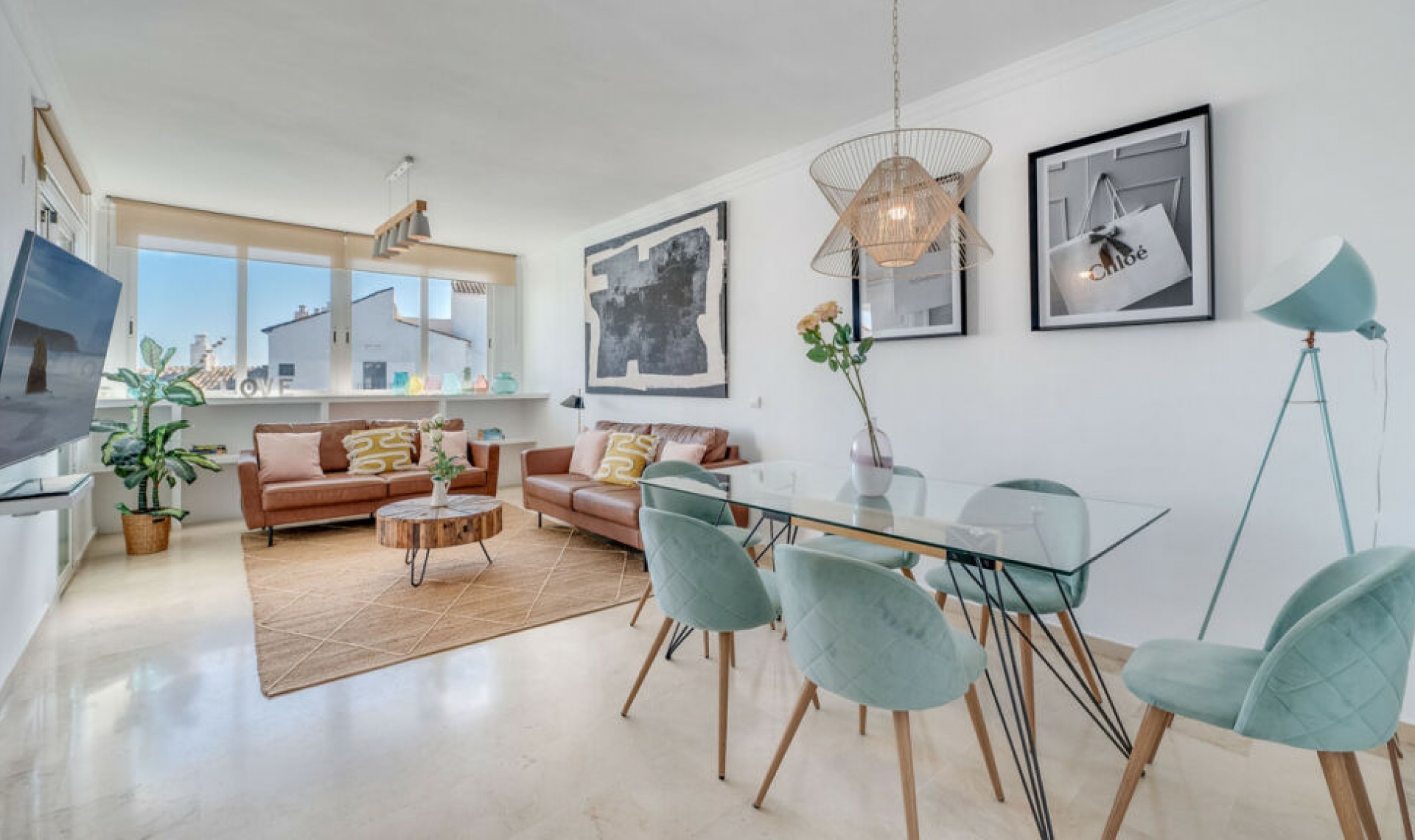 Resale - Apartment -
Puerto Banús