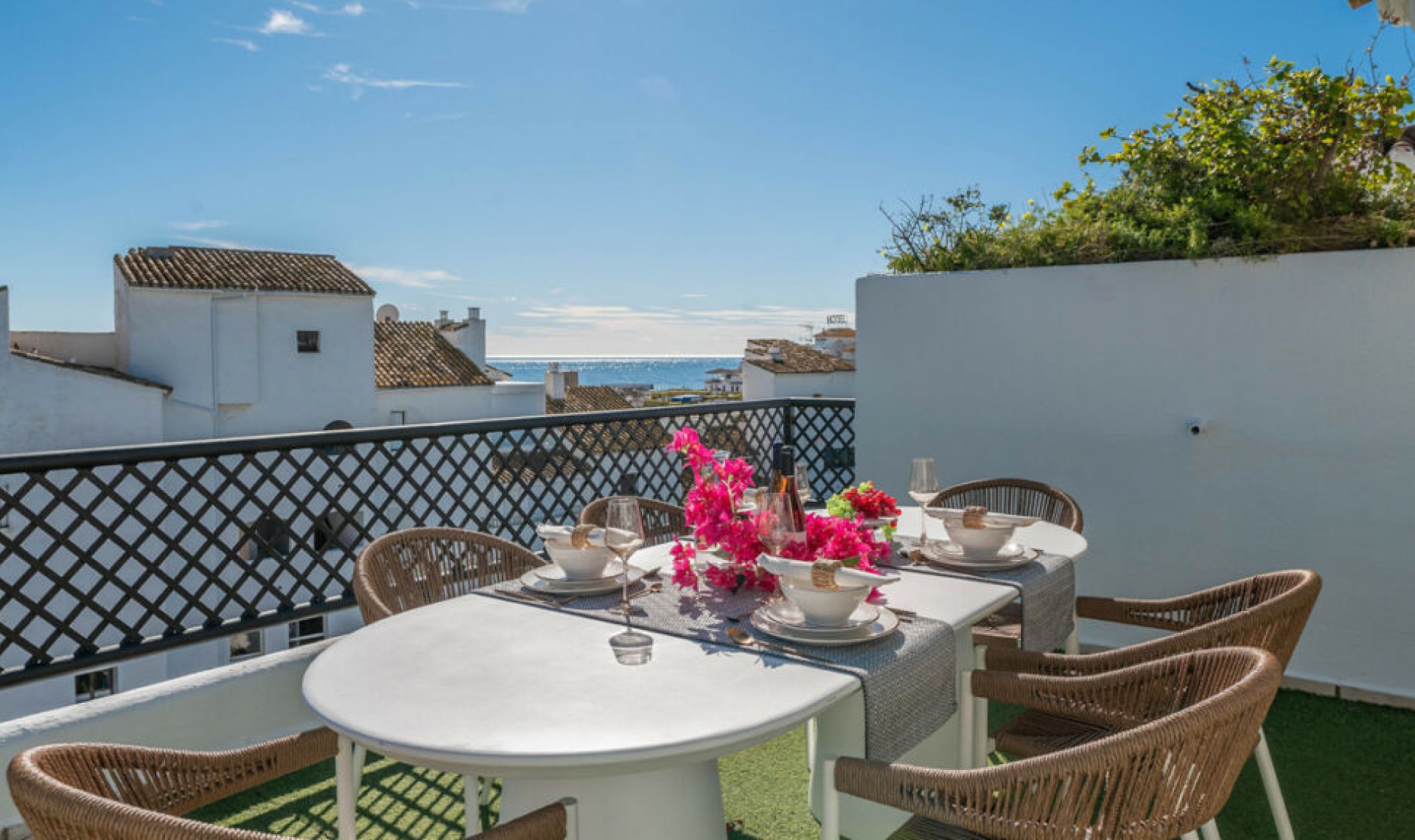 Resale - Apartment -
Puerto Banús