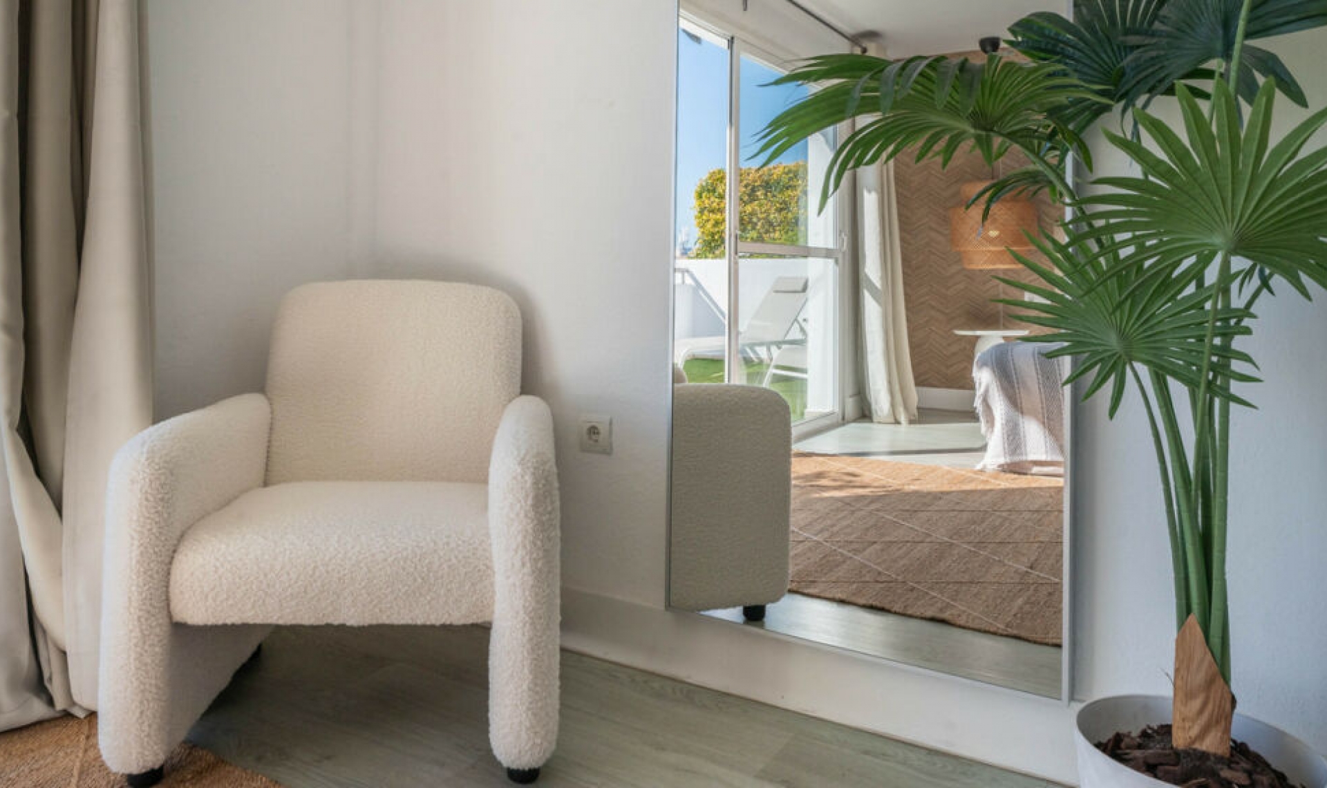 Resale - Apartment -
Puerto Banús