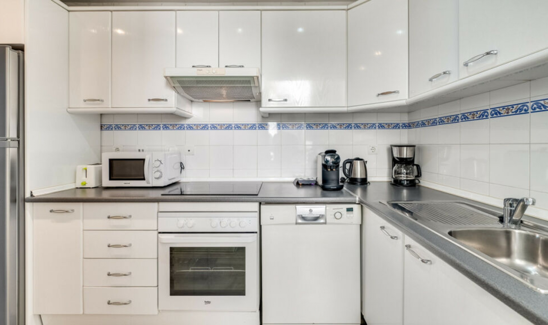 Resale - Apartment -
Puerto Banús