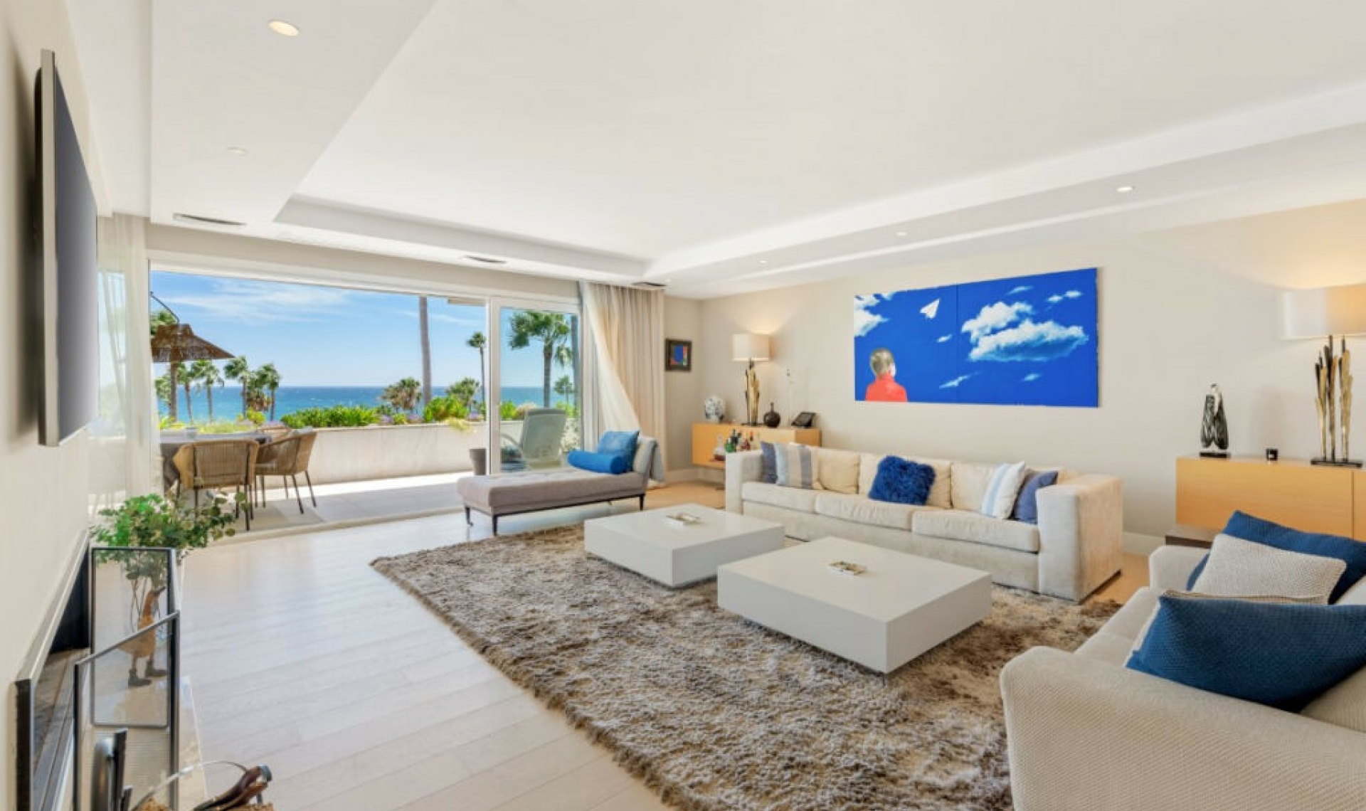 Resale - Apartment -
Puerto Banús