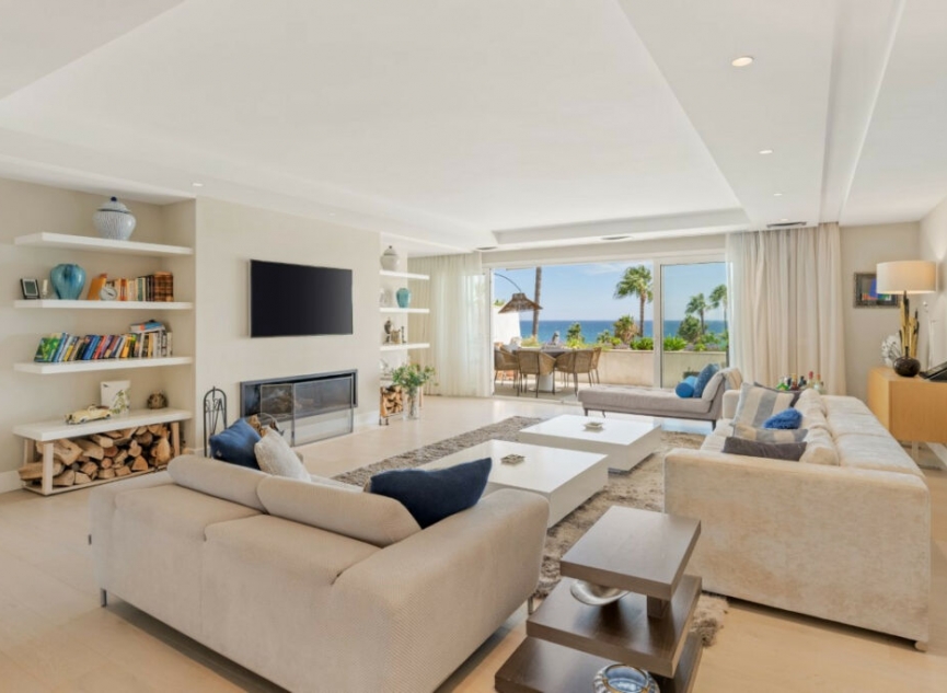 Resale - Apartment -
Puerto Banús