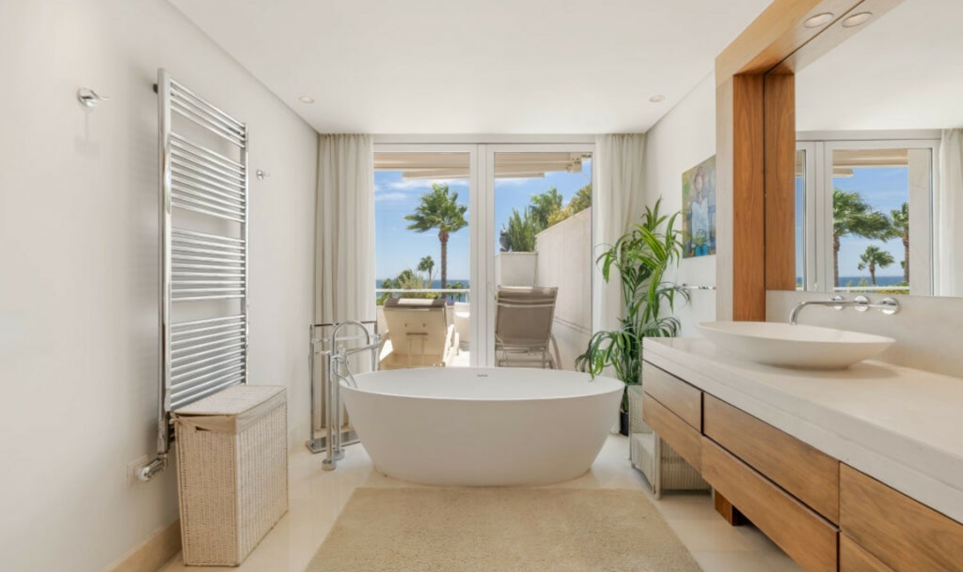 Resale - Apartment -
Puerto Banús