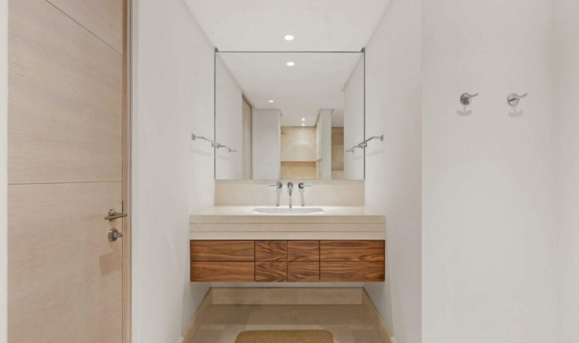 Resale - Apartment -
Puerto Banús