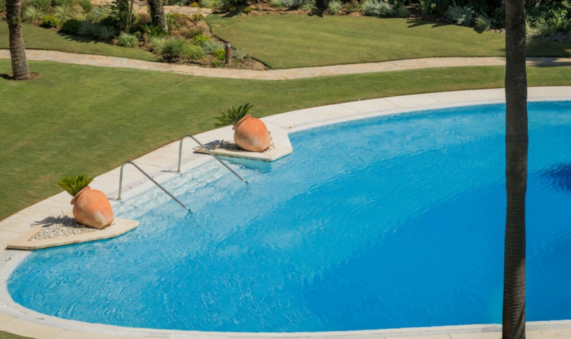 Resale - Apartment -
Puerto Banús