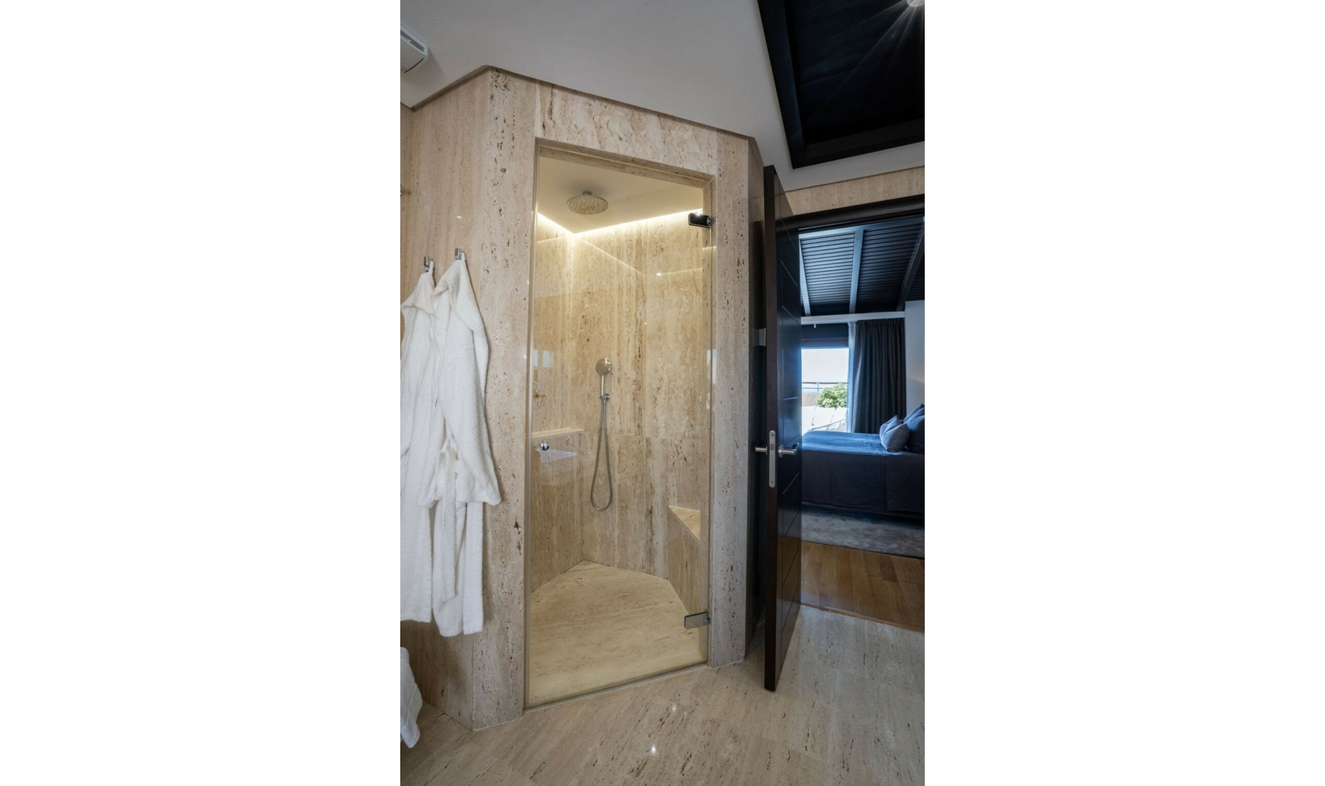 Resale - Apartment -
Puerto Banús