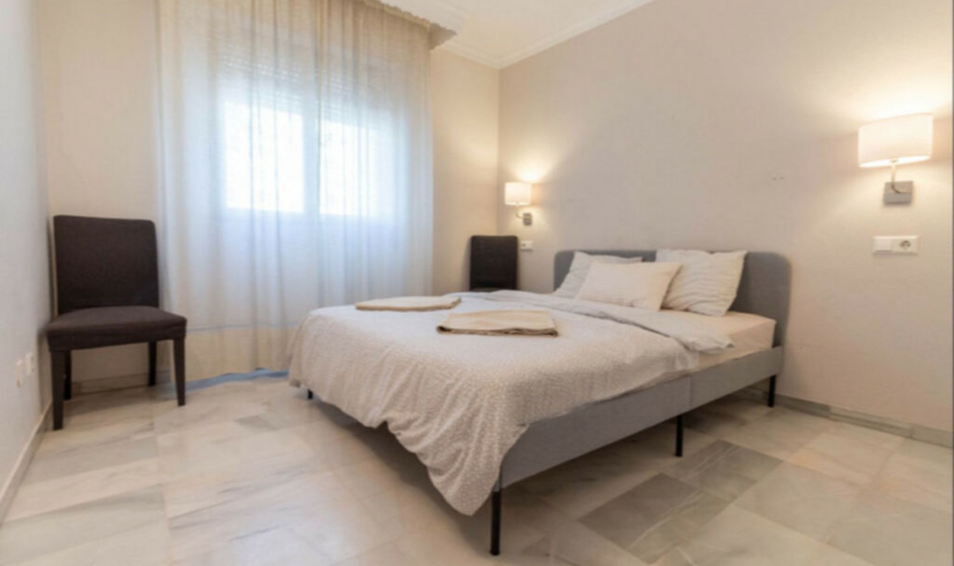 Resale - Apartment -
Puerto Banús