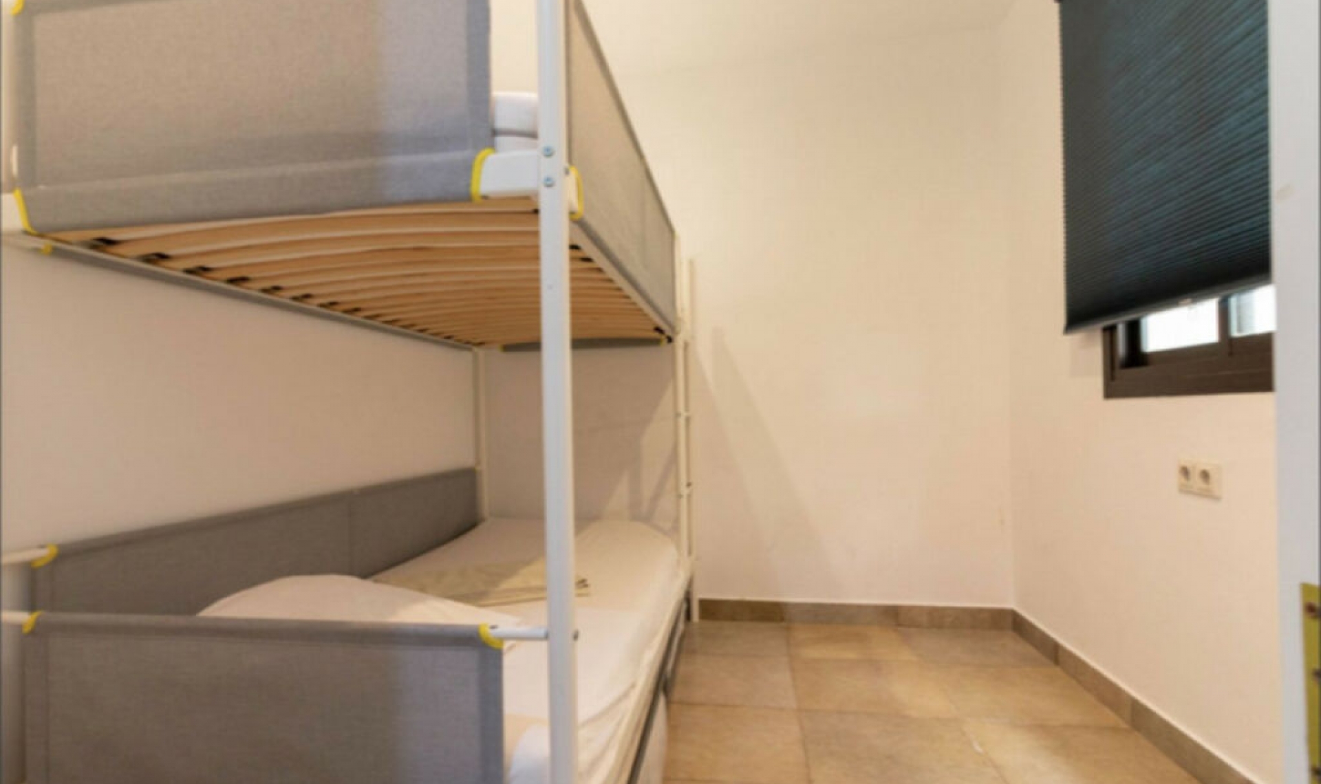 Resale - Apartment -
Puerto Banús