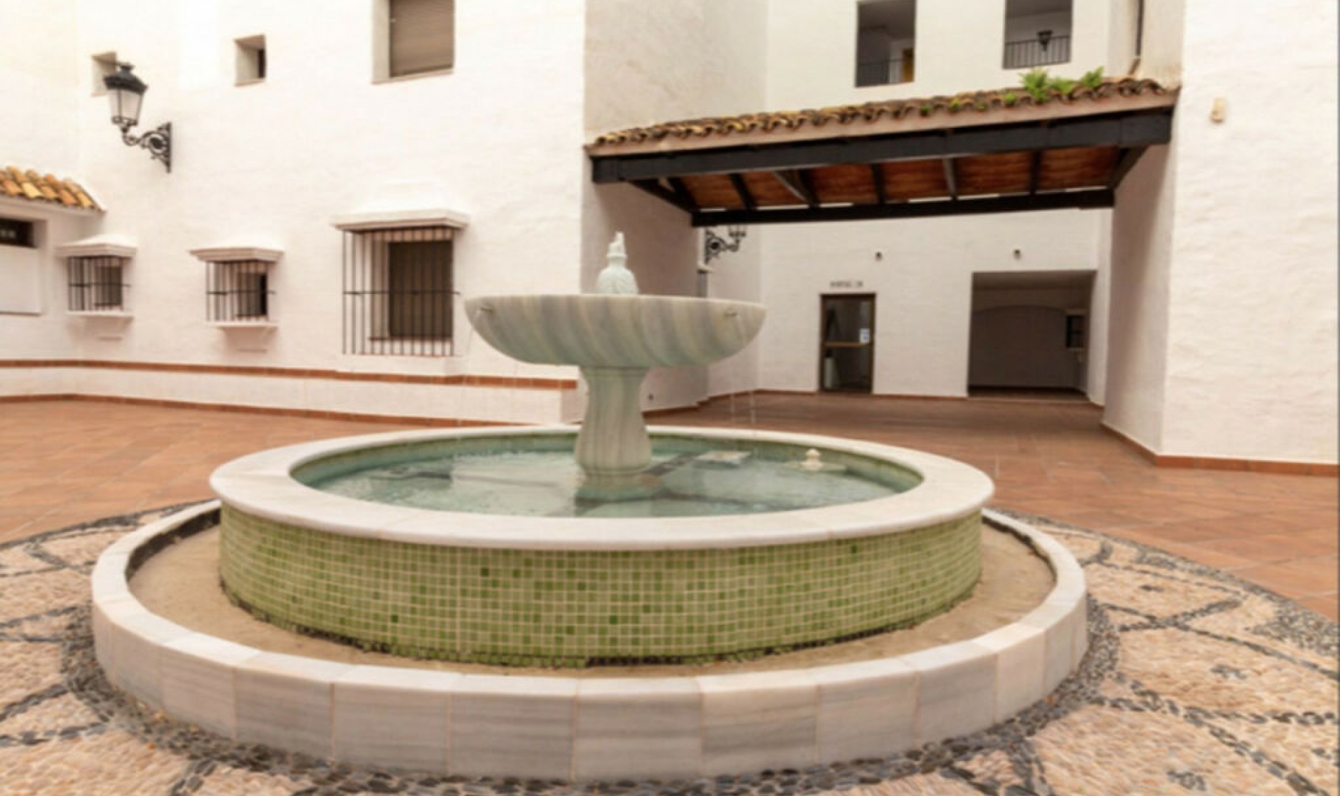 Resale - Apartment -
Puerto Banús