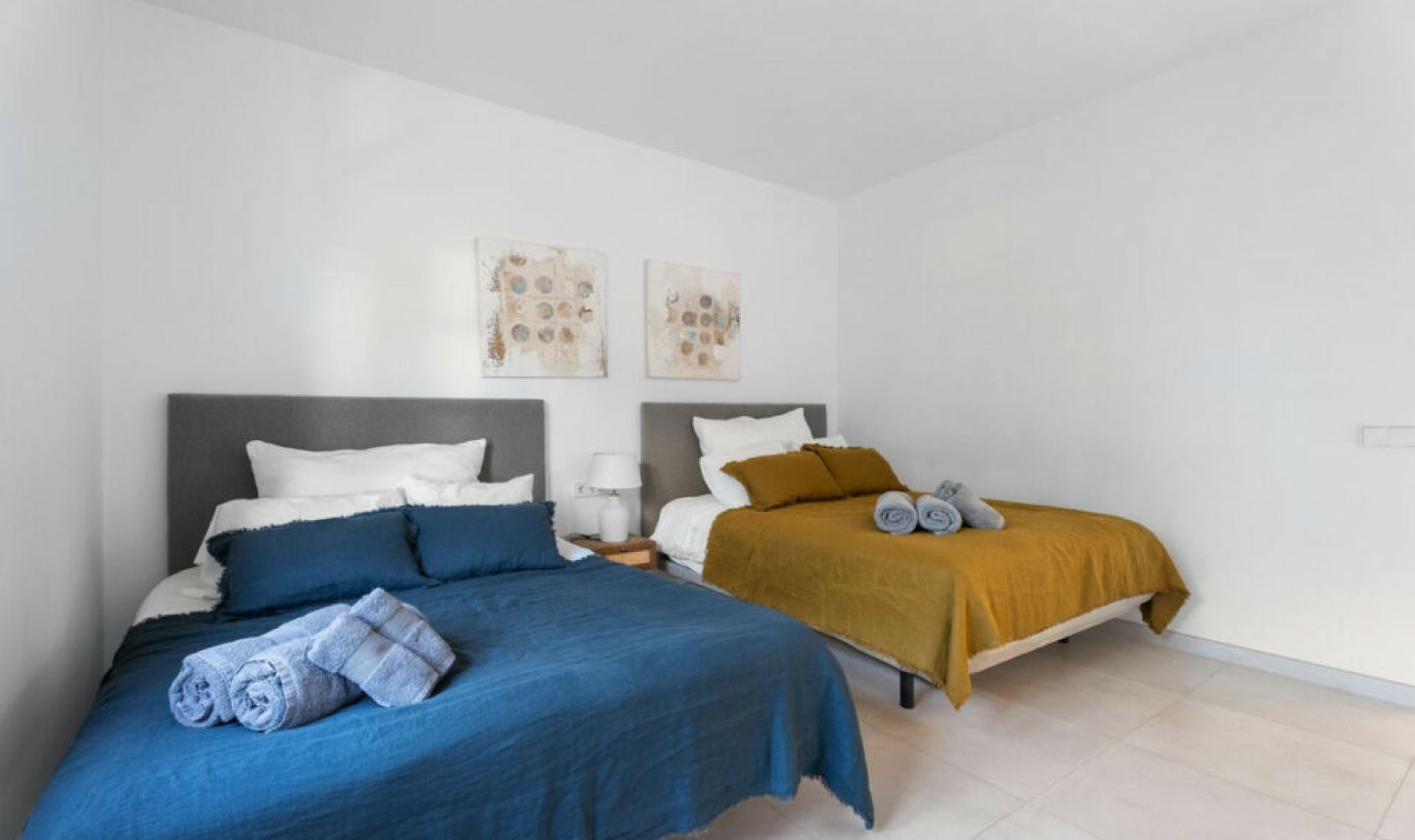 Resale - Apartment -
Puerto Banús