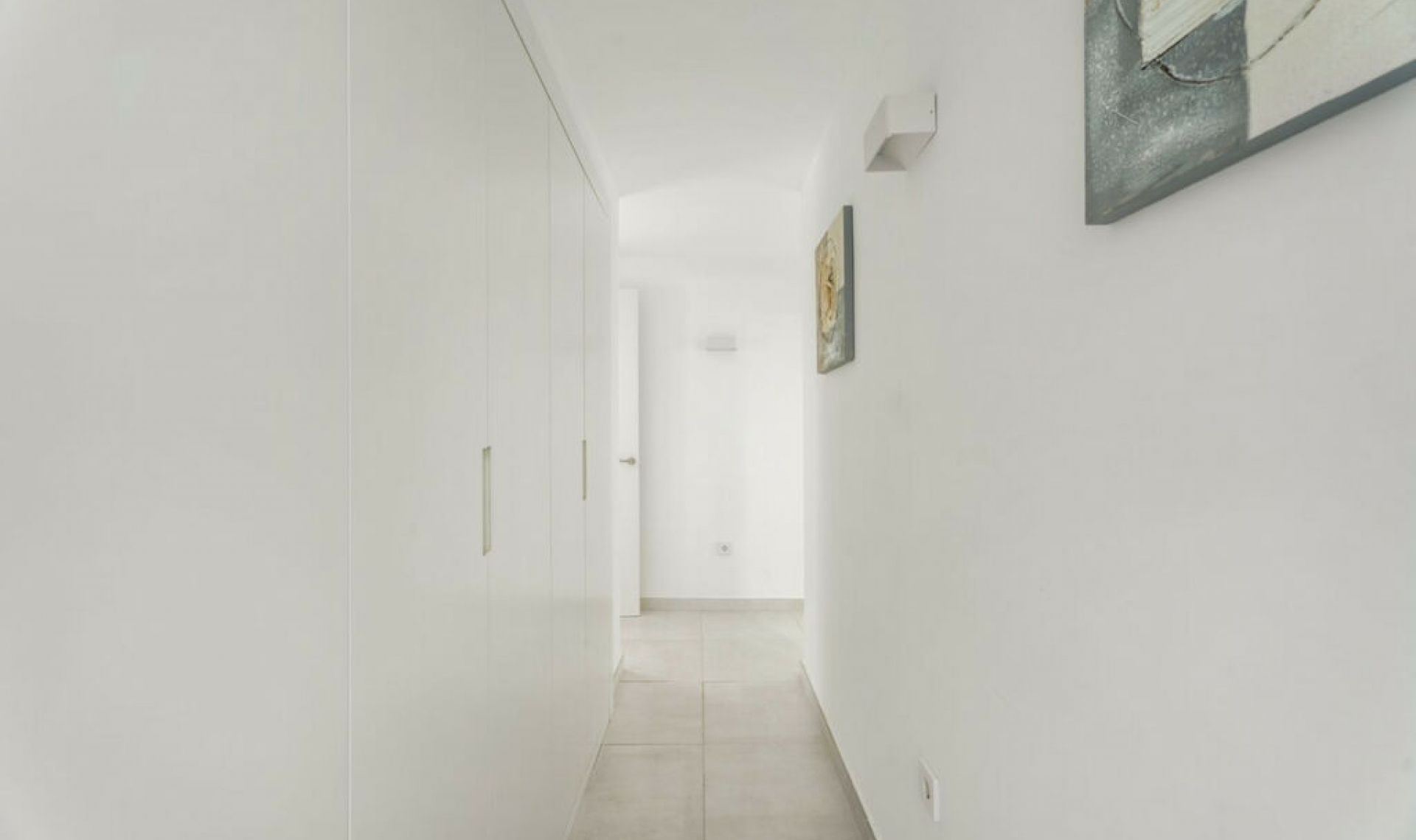 Resale - Apartment -
Puerto Banús